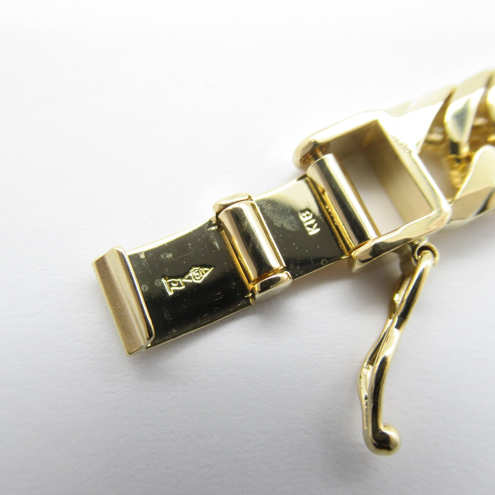 K18 Yellow Gold 8 Men T Bracelet