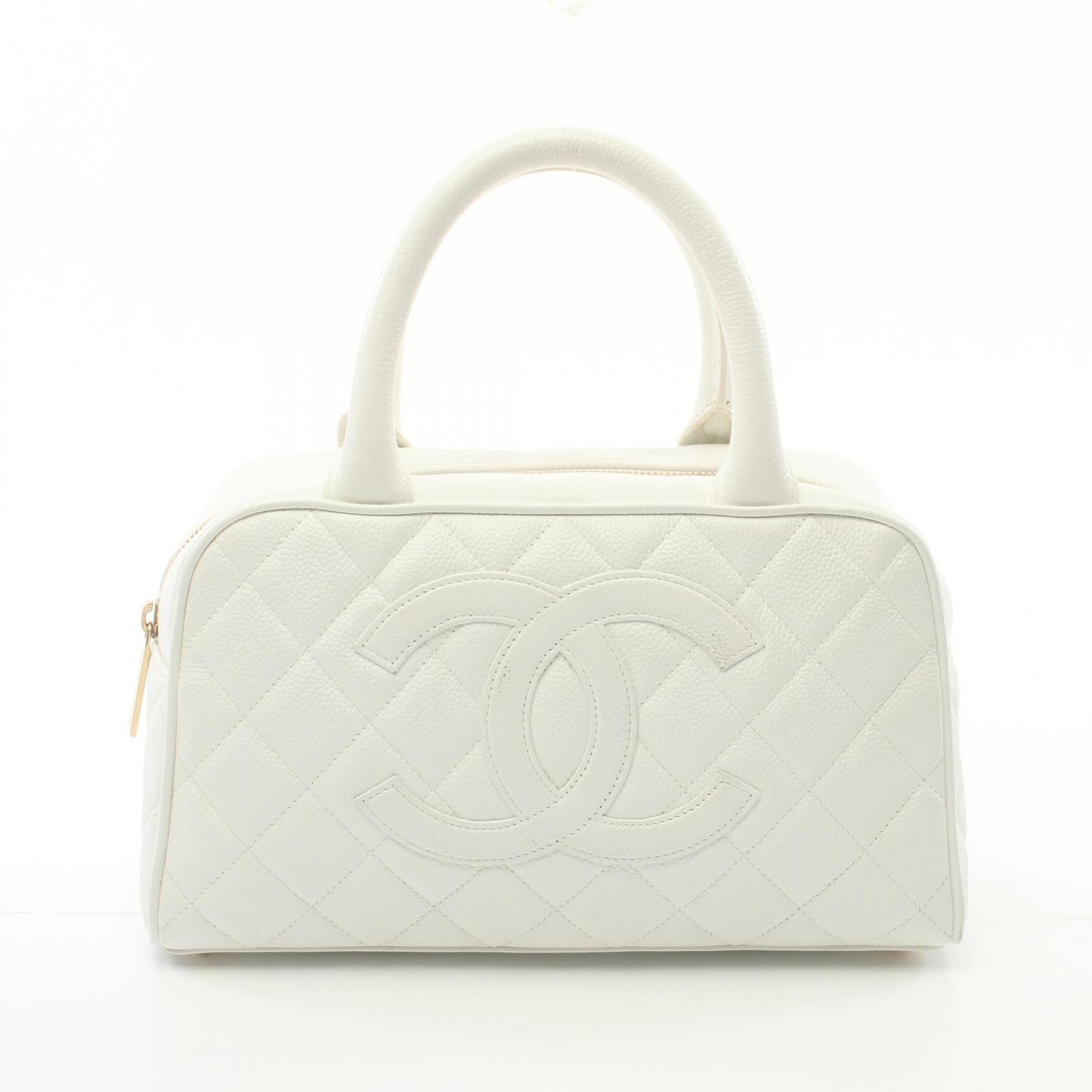 Chanel CC Quilted Caviar Bowling Bag Leather Handbag A20996 in Very Good Condition