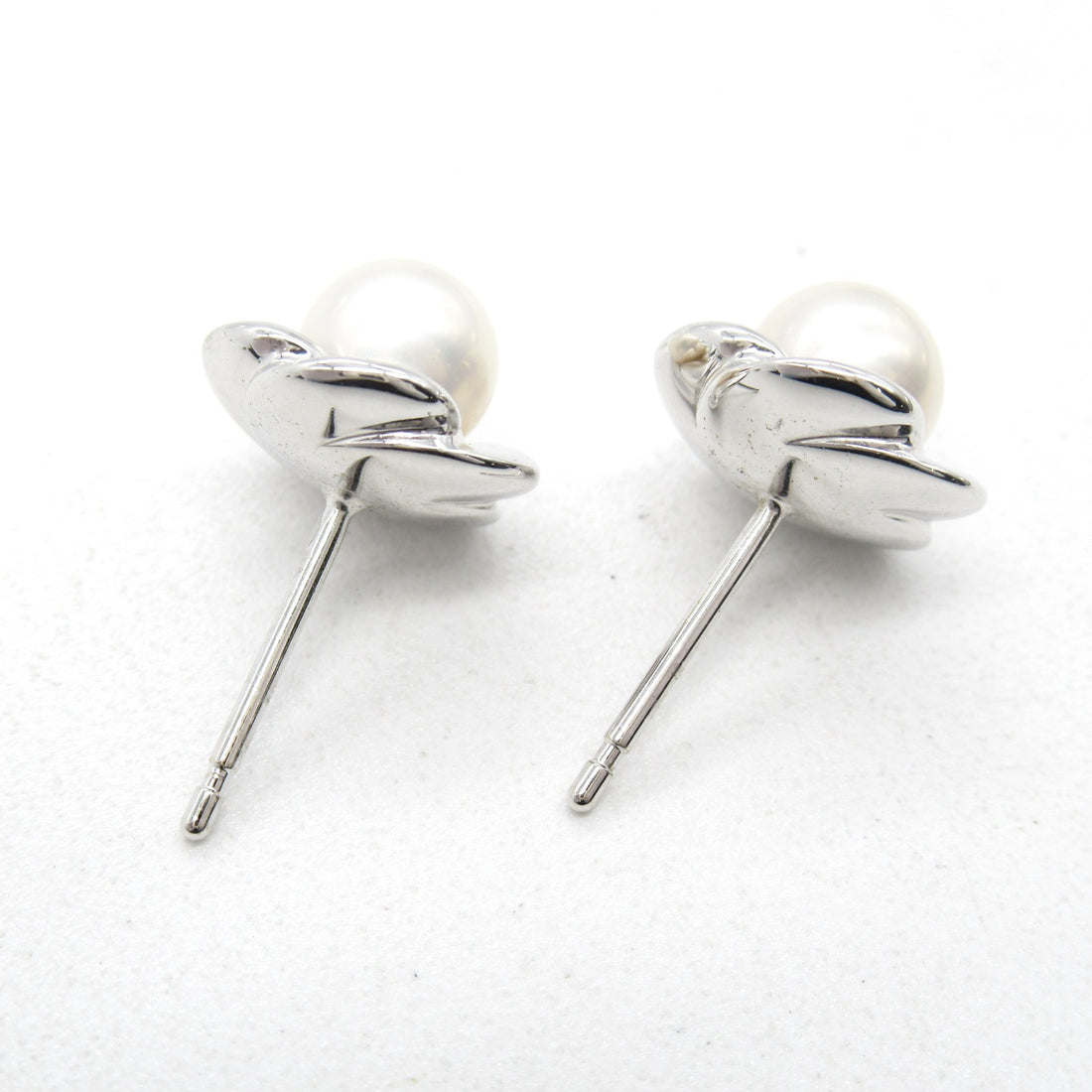 Ponte Vecchio Pearl Earrings K18WG White Gold