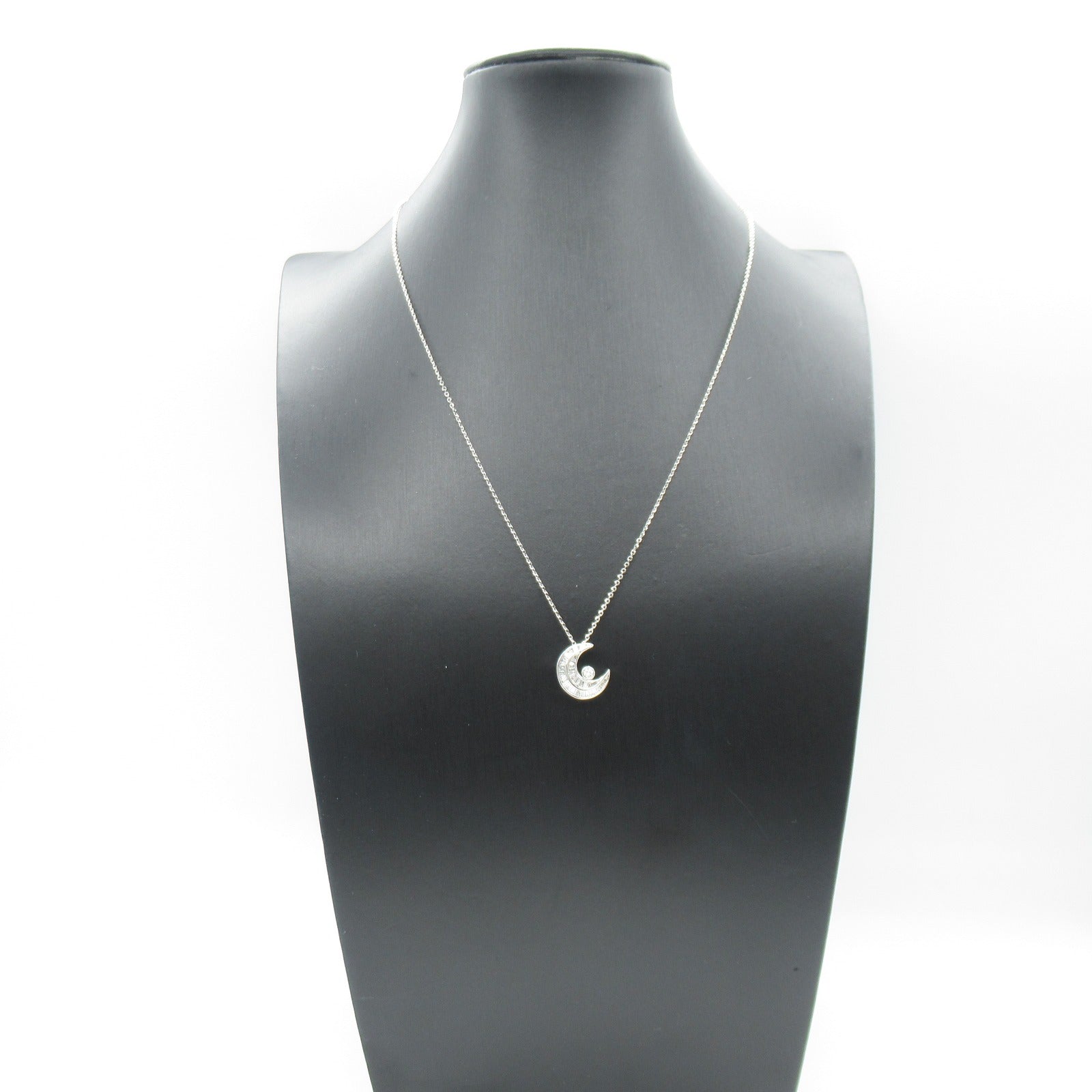 K18WG White Gold Diamond Necklace