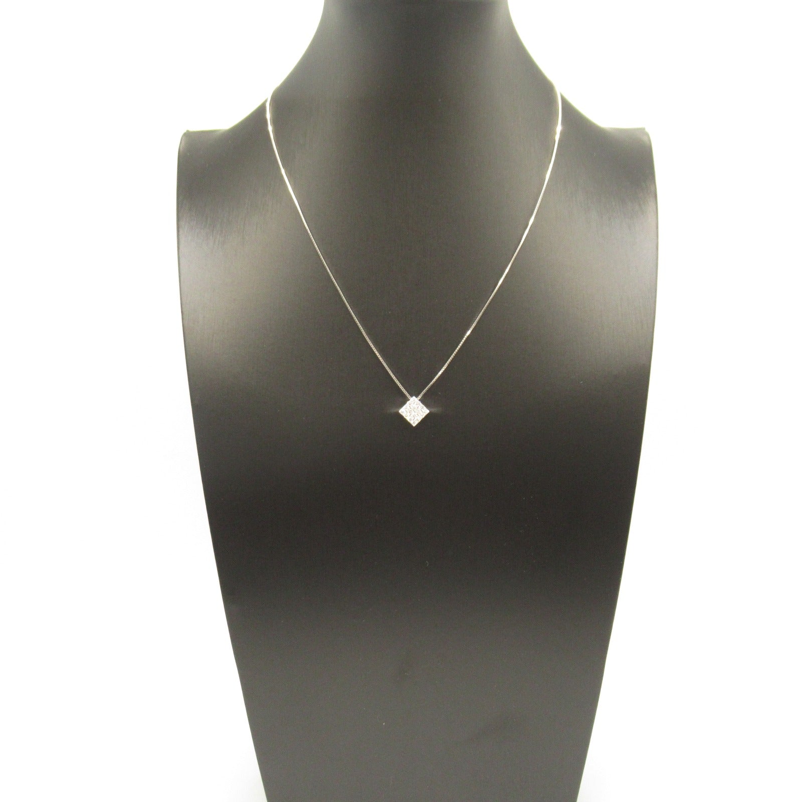 K18WG White Gold Diamond Necklace