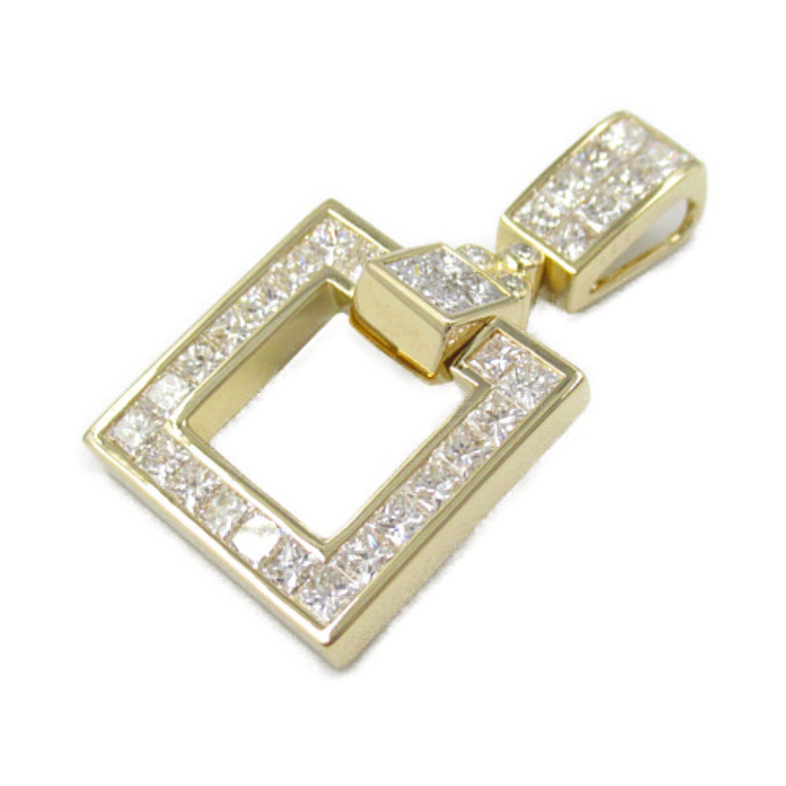 LuxUness 18K Diamond Pendant  Metal Pendant in Great Condition