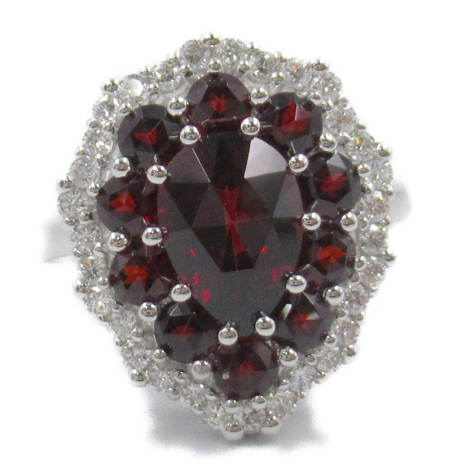 K18WG White Gold Garnet Diamond Ring