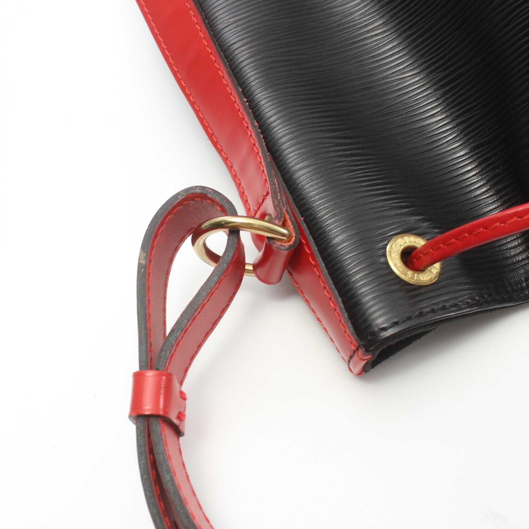 Louis Vuitton Noe Epi Noir Red Shoulder Bag M44017