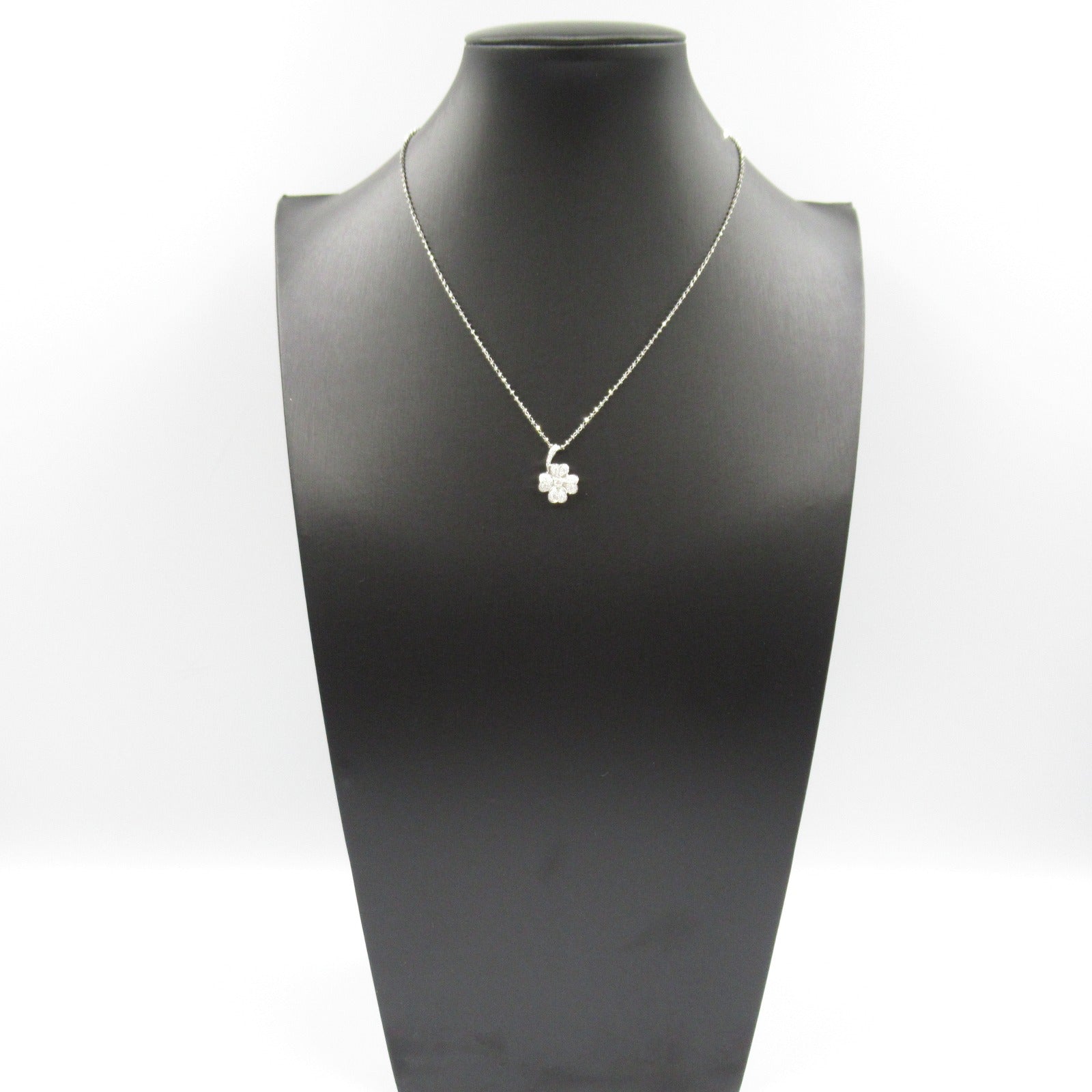 K18WG White Gold Diamond Necklace