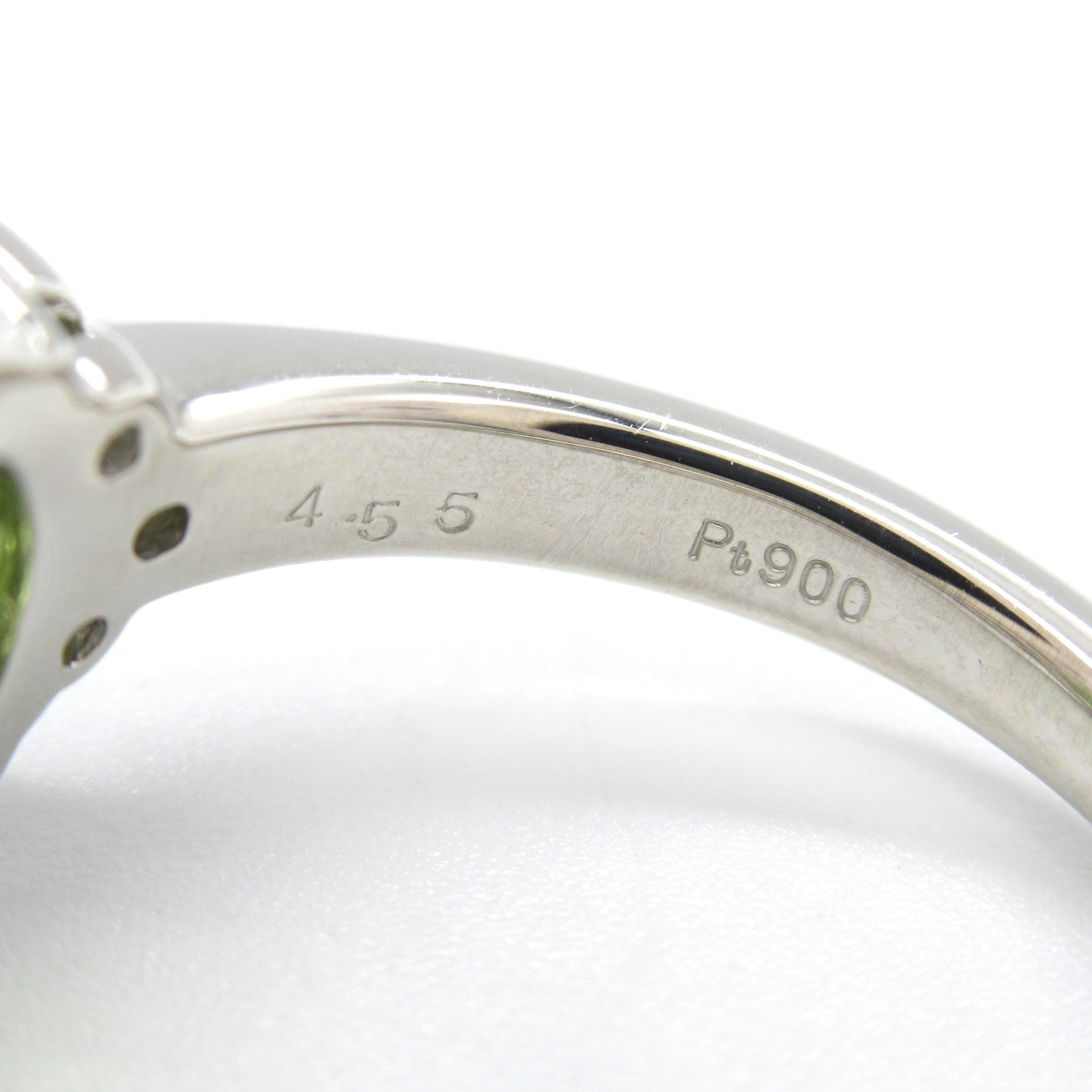 Platinum Peridot Diamond Ring Jewelry