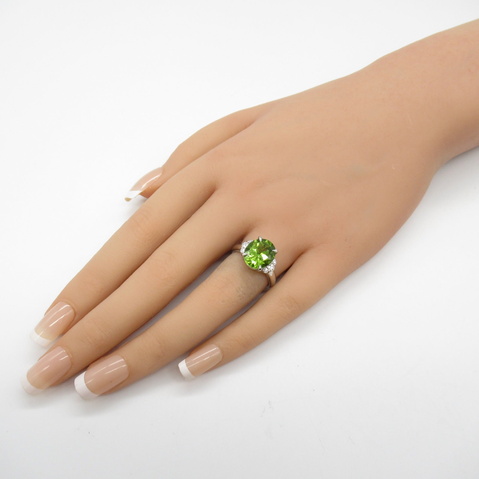 Platinum Peridot Diamond Ring Jewelry