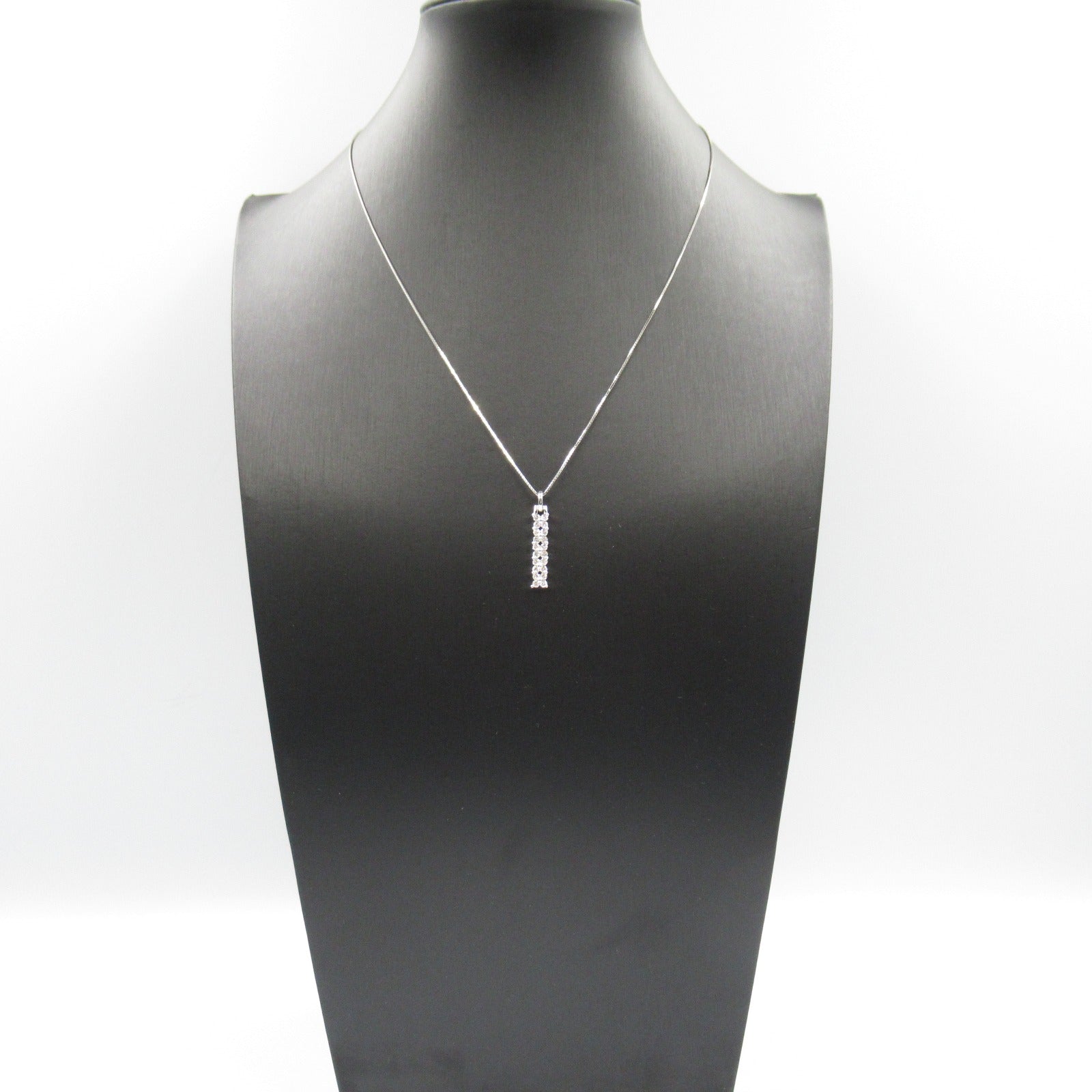 K18WG White Gold Diamond Necklace