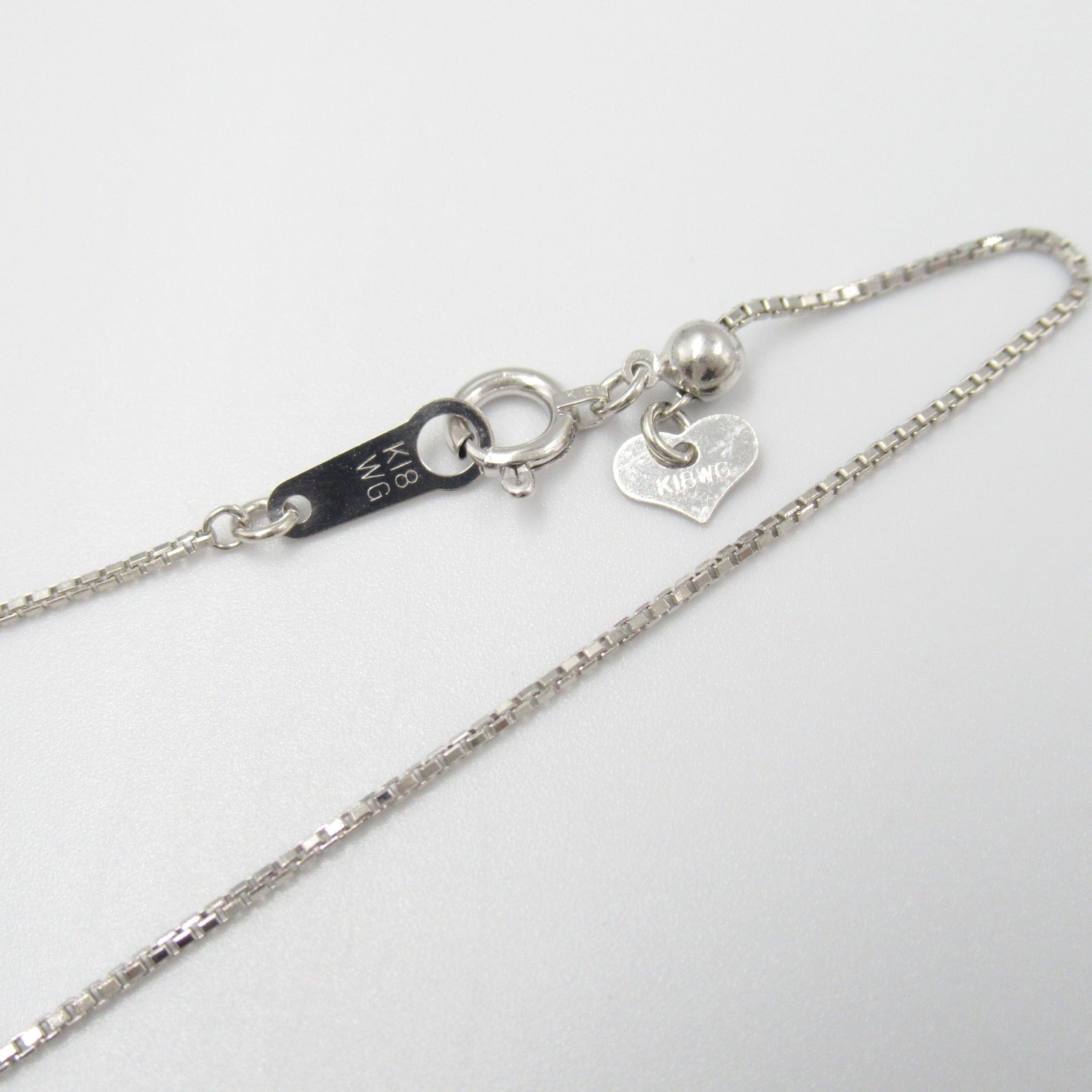 K18WG White Gold Diamond Necklace