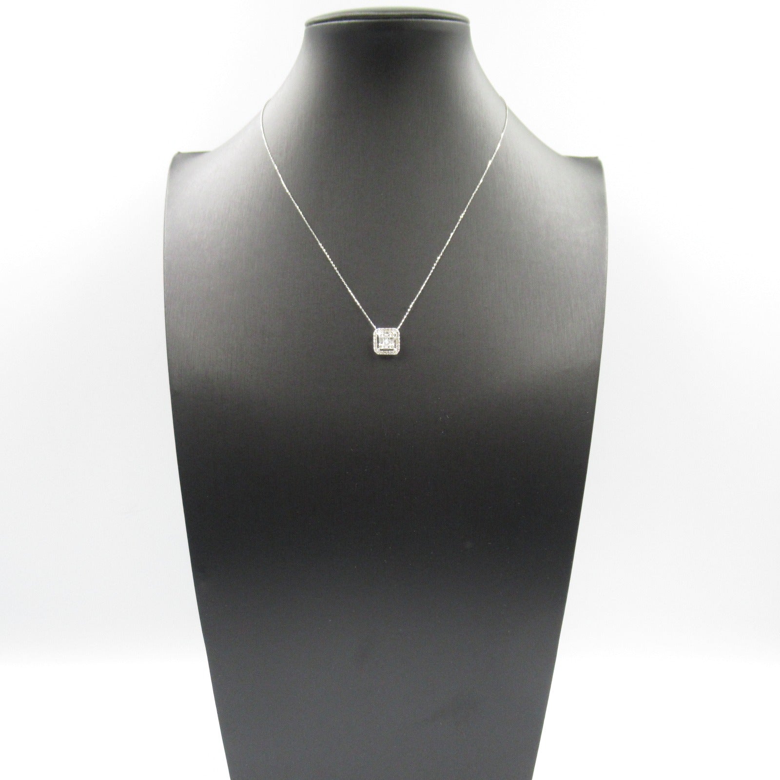 K18WG White Gold Diamond Necklace