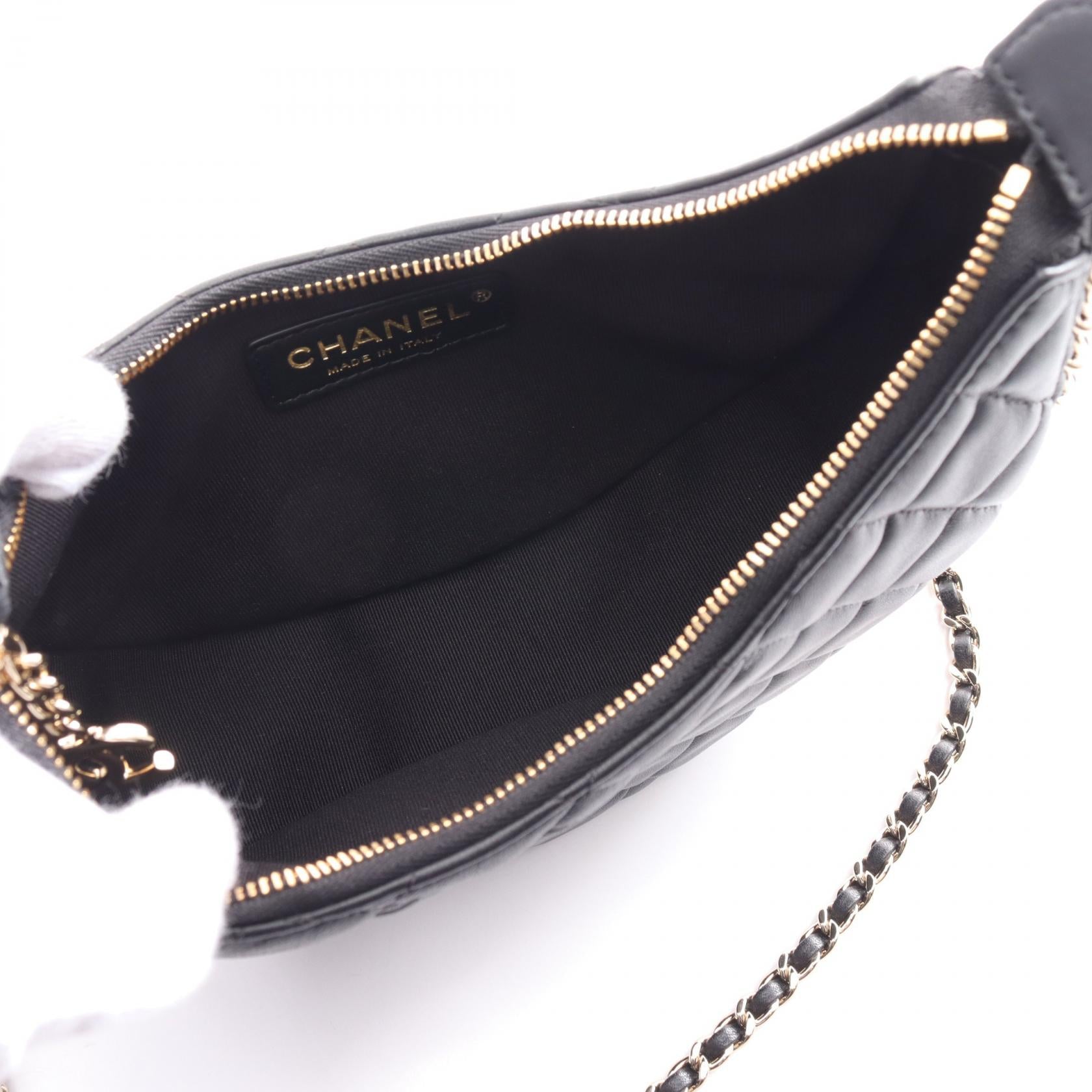 Chanel Lambskin Matelasse Small Hobo Bag AS3917