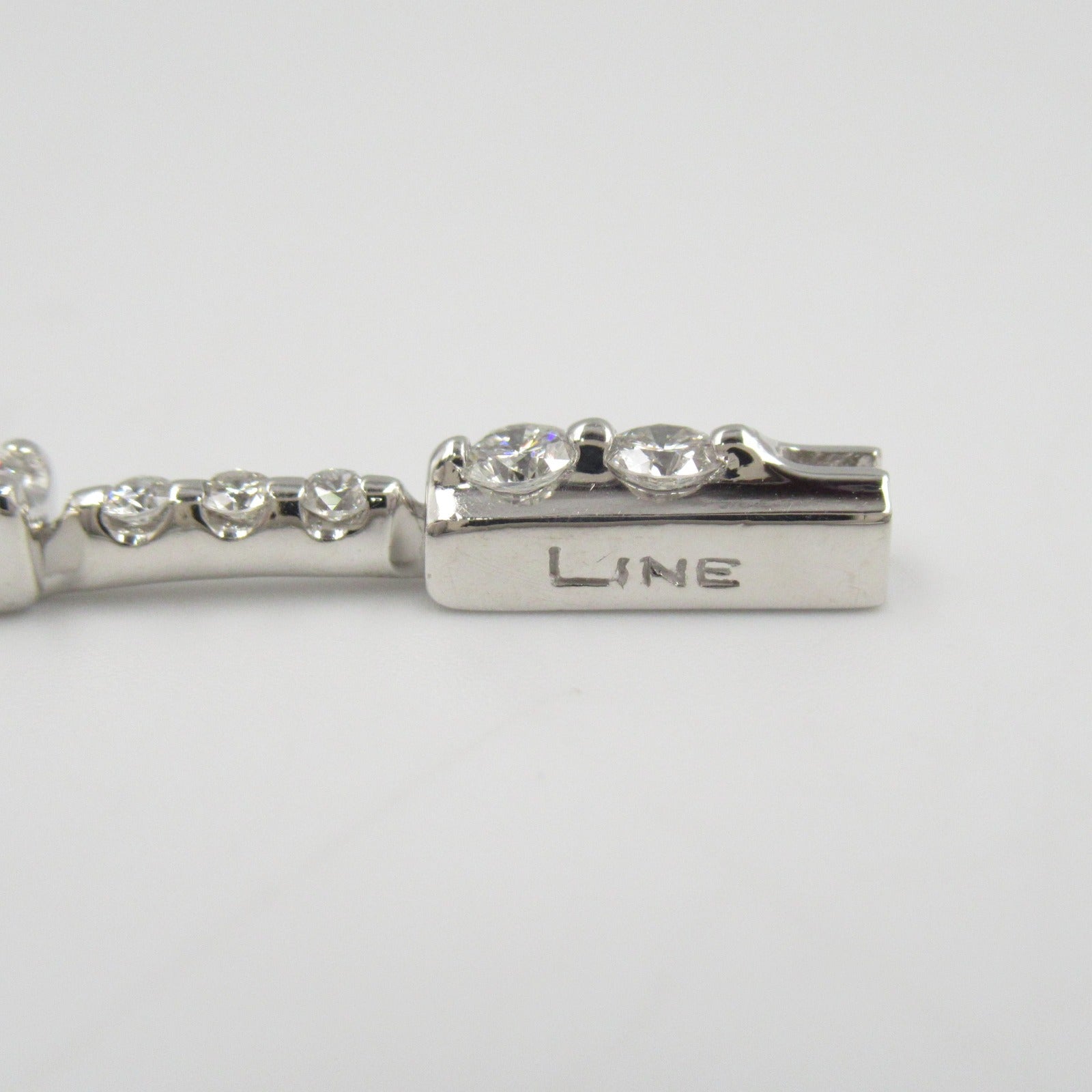 K18WG White Gold Diamond Bracelet