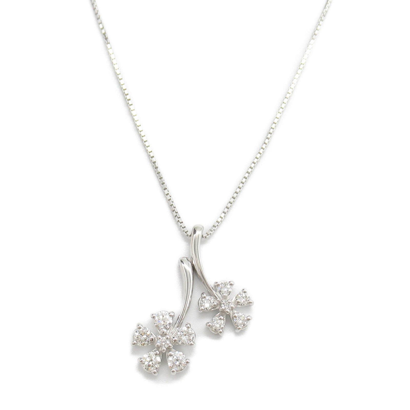 K18WG White Gold Diamond Necklace