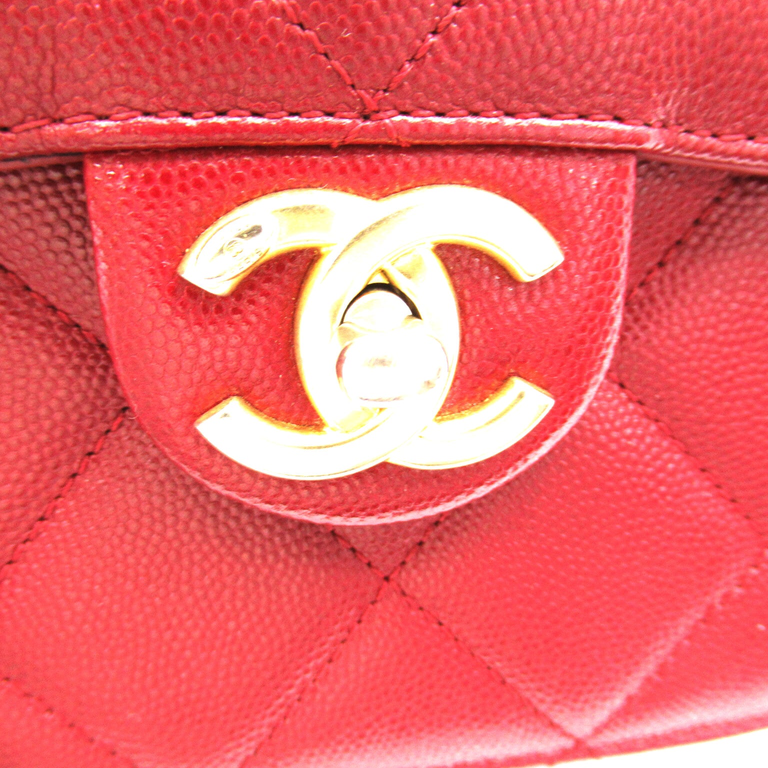 Chanel CC Quilted Caviar Crossbody Bag Leather Crossbody Bag AS2484 in Great Condition