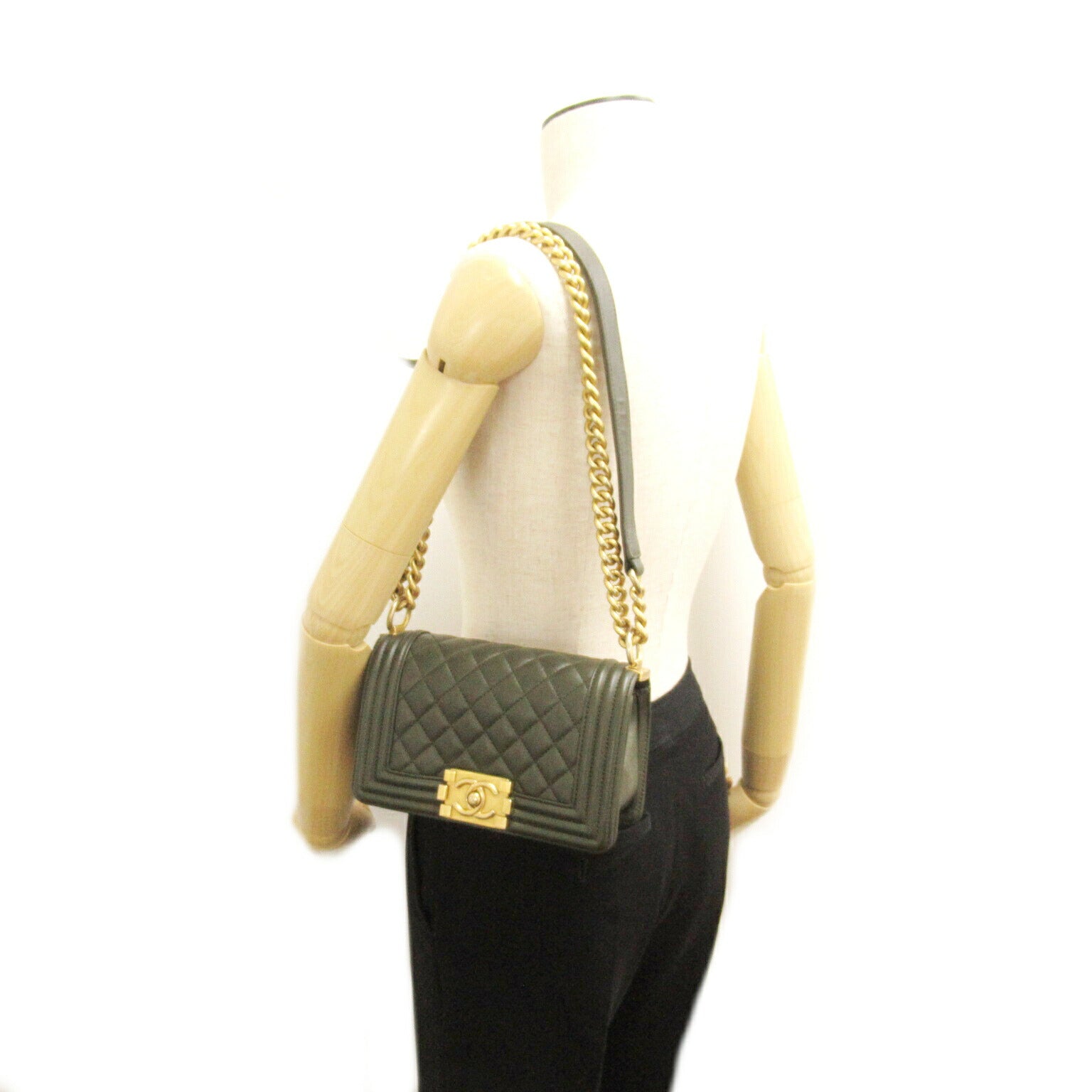 Chanel Leather Shoulder Bag Olive Green