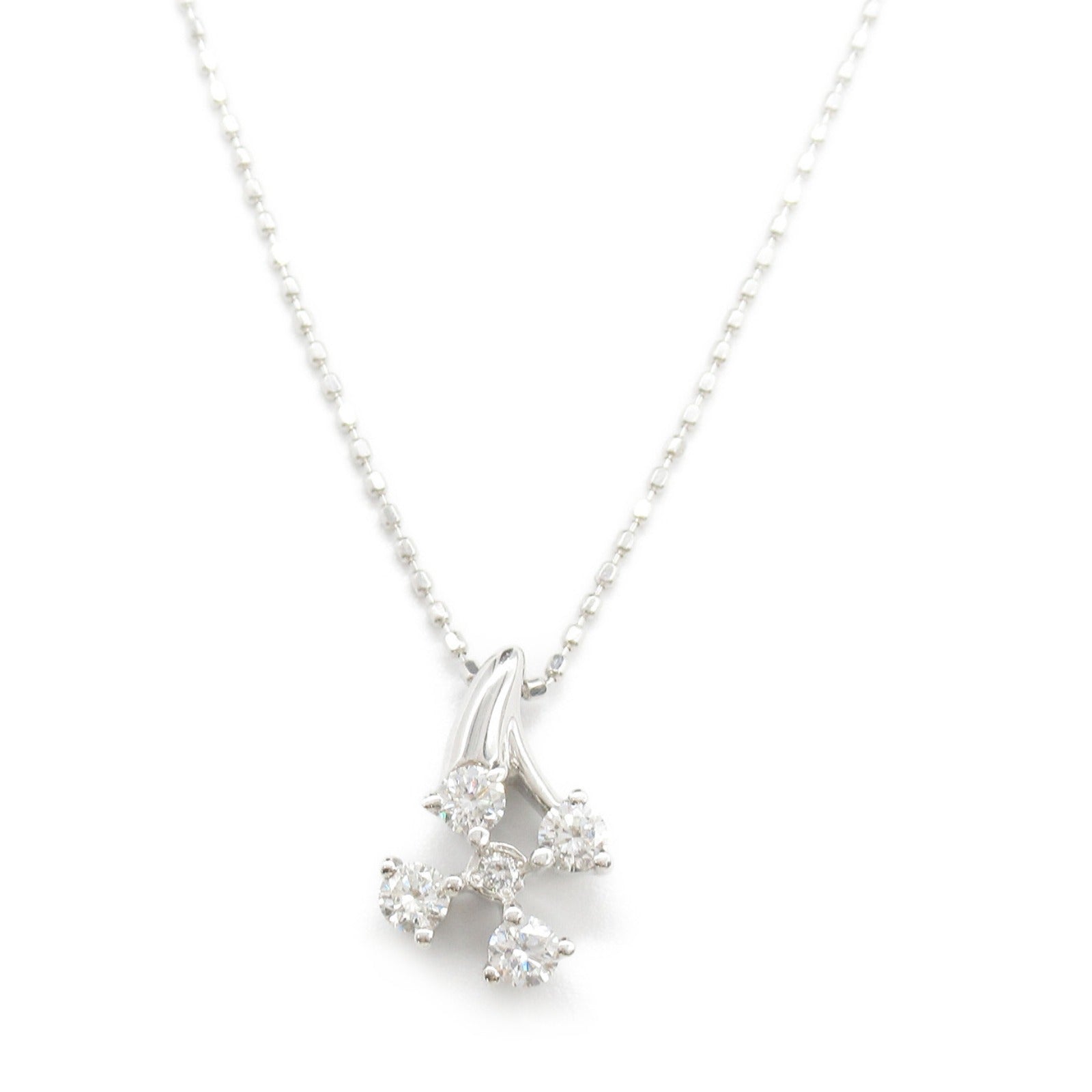 K18WG White Gold Diamond Necklace