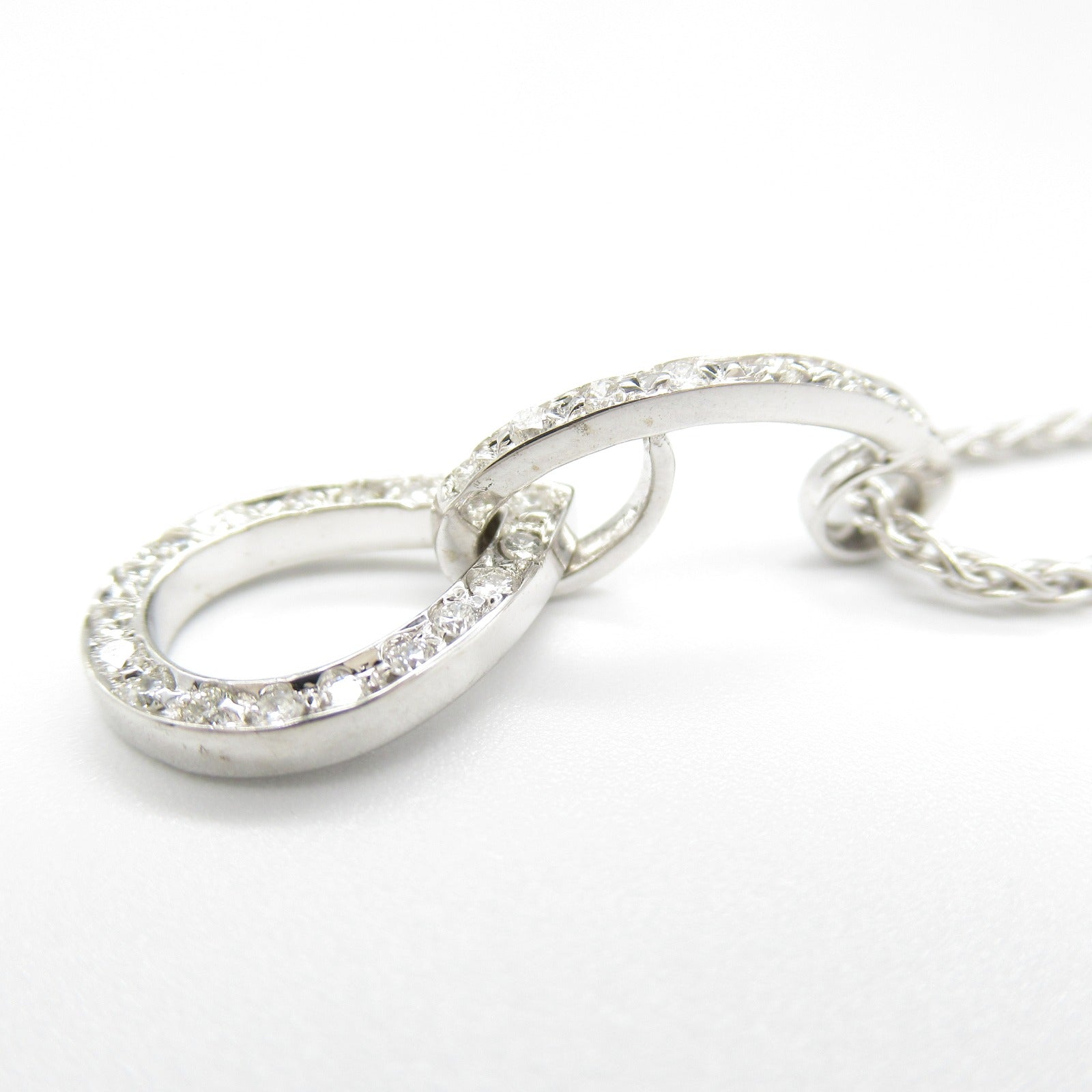 K18WG White Gold Diamond Necklace