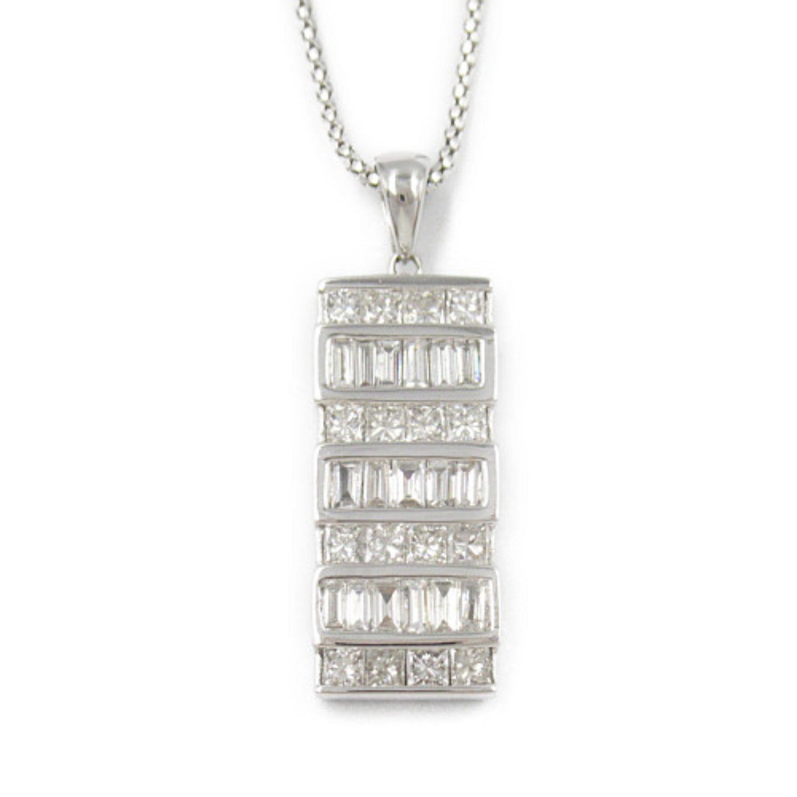 K18WG White Gold Diamond Necklace