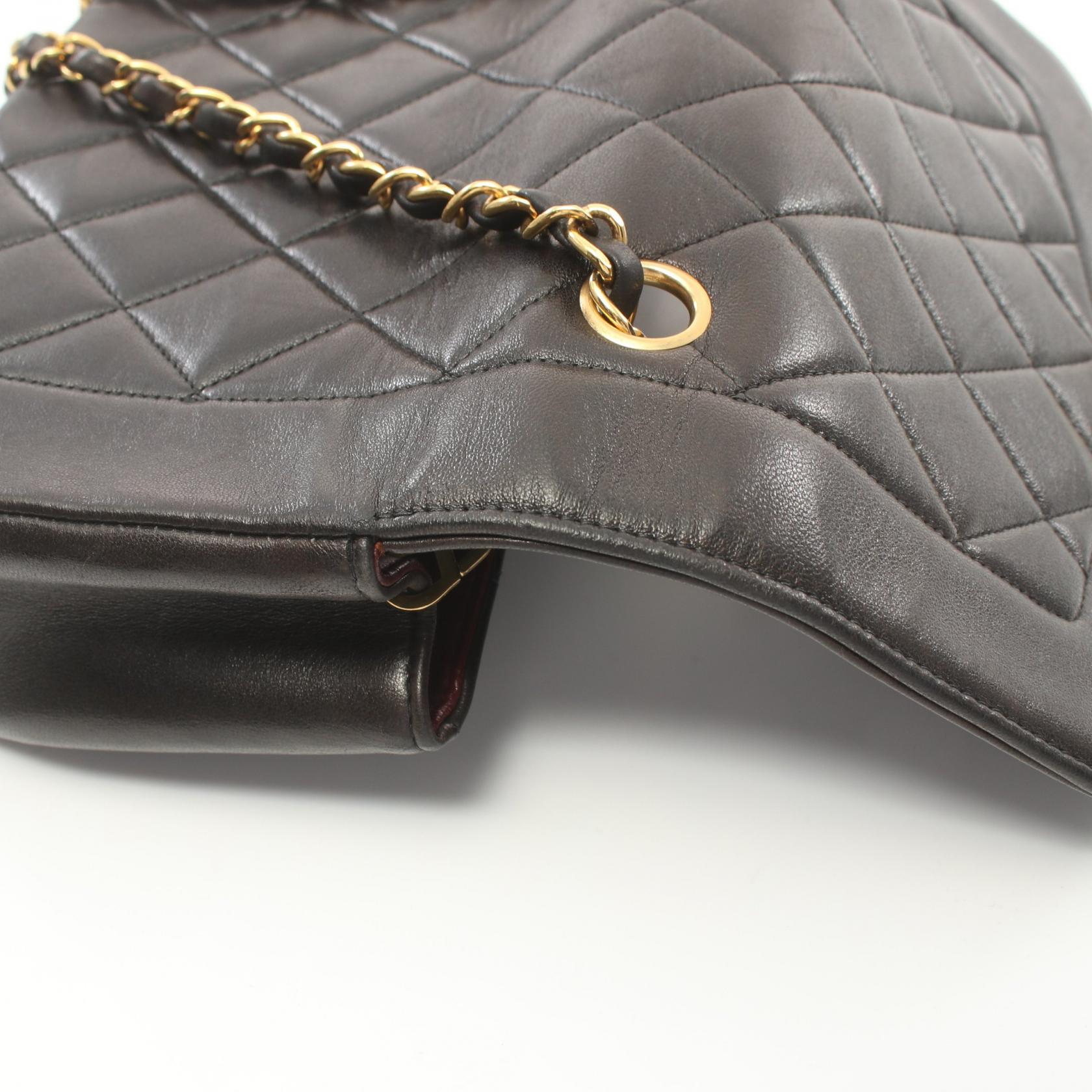 Chanel Matelasse Lambskin Shoulder Bag Black