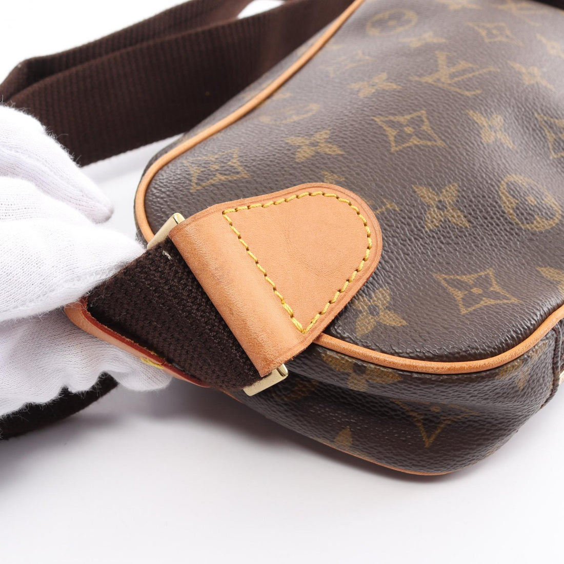 Louis Vuitton Monogram Waist Bag M51870