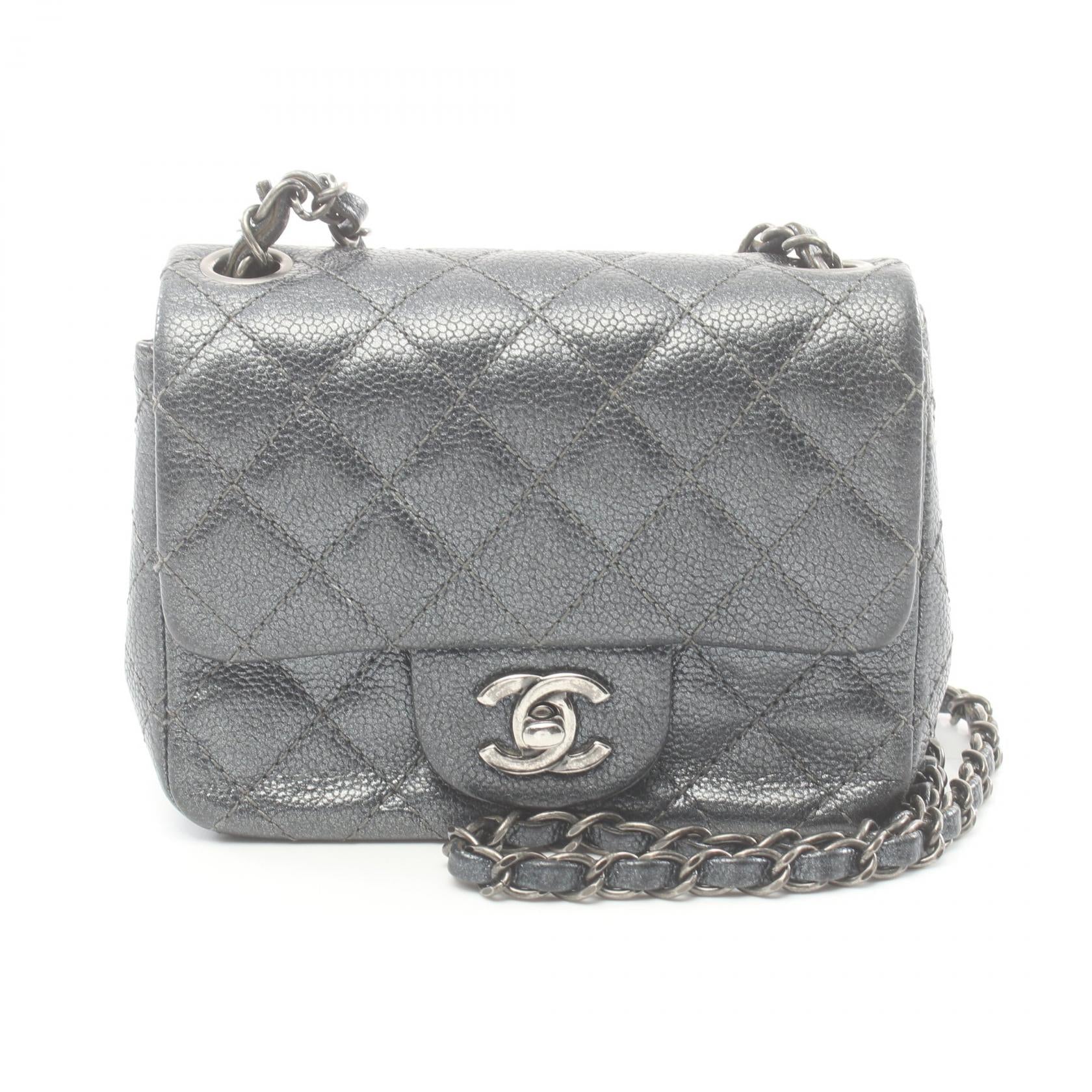 Chanel CC Caviar Quilted Mini Square Flap Leather Shoulder Bag in Good Condition