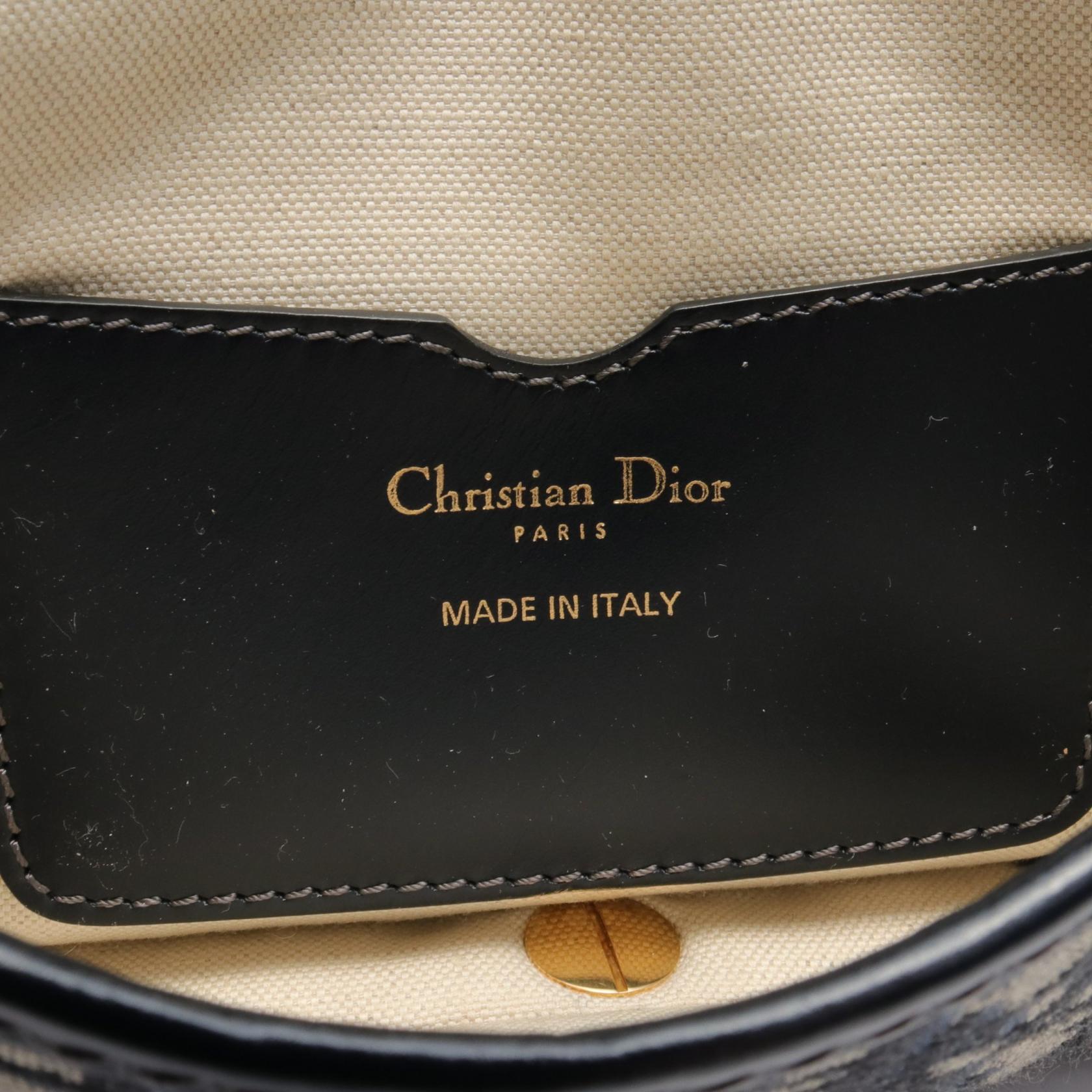 Dior Oblique Crossbody Bag  Canvas Crossbody Bag in Great Condition