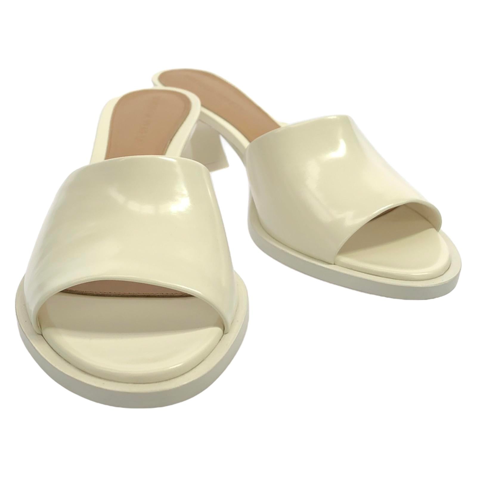 Bottega Veneta Leather Mules White