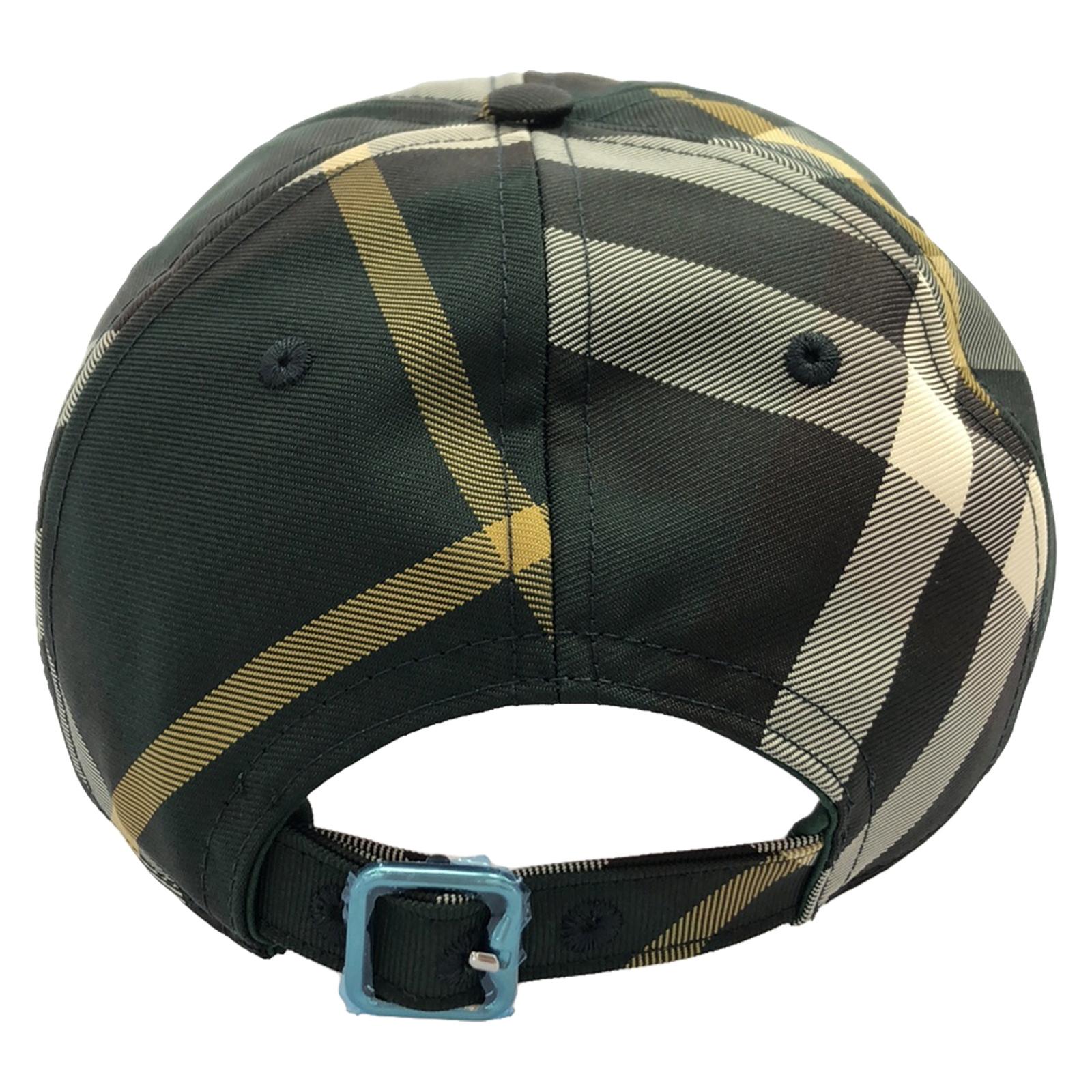 Burberry Nylon Cap Green 8082669M