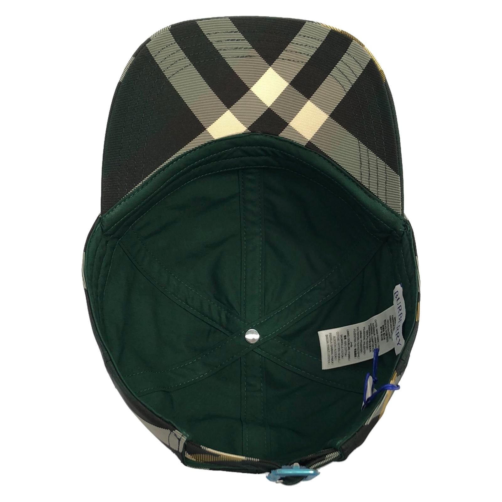 Burberry Nylon Cap Green 8082669M