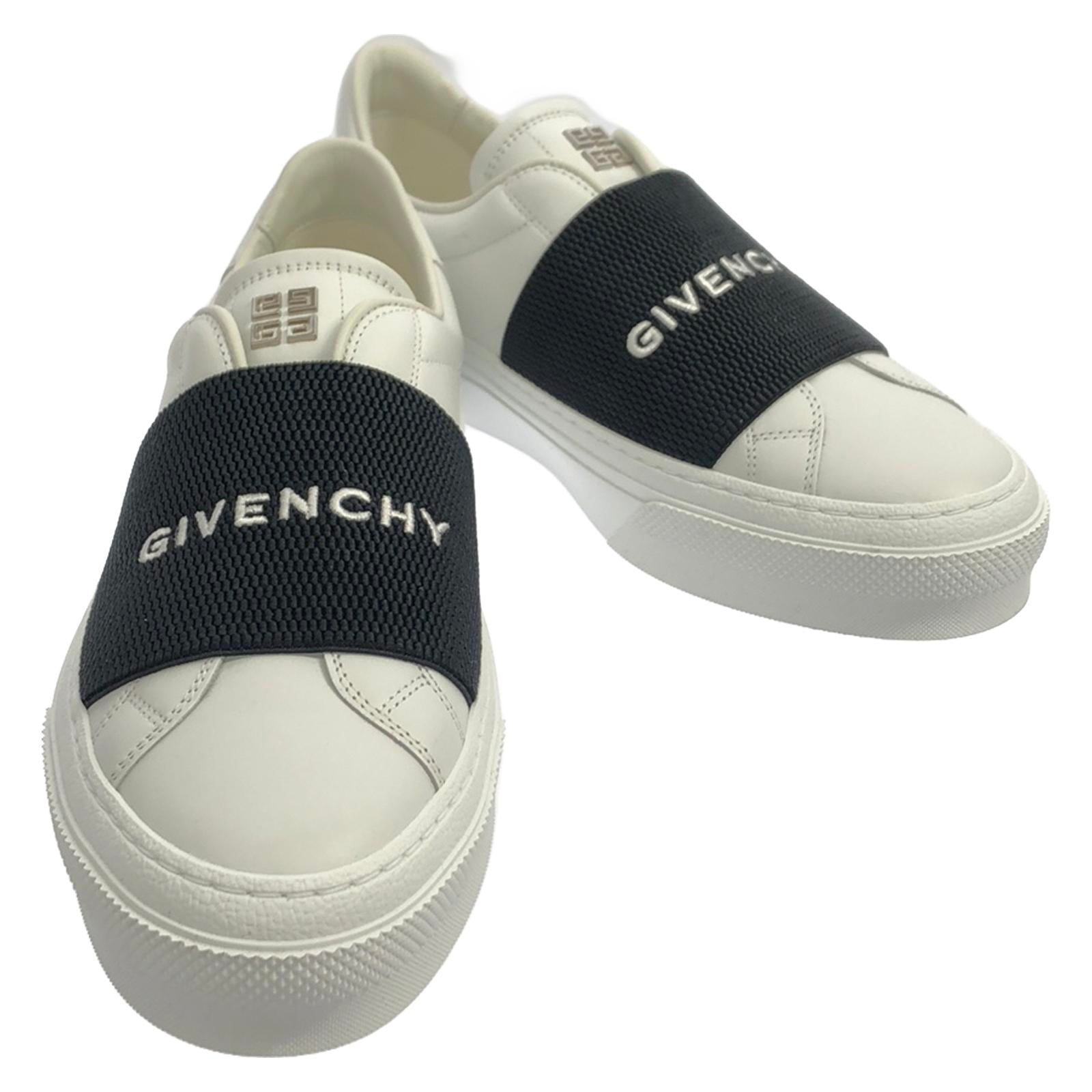 Givenchy Leather Sneakers BH005XH14X11639