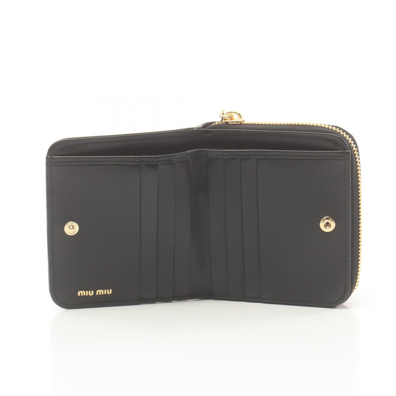 Miu Miu Matelasse Leather Wallet Black