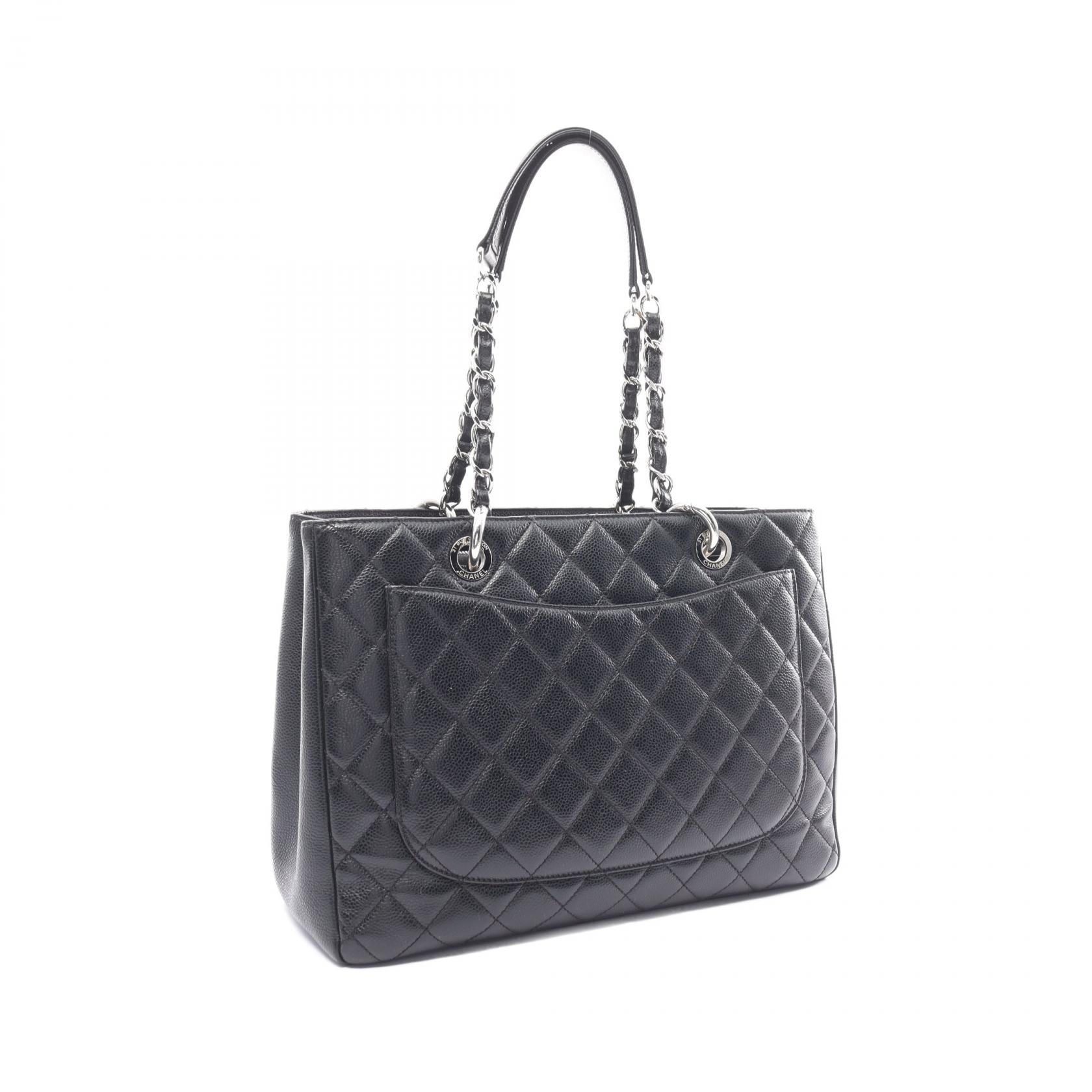 Chanel Caviar GST Leather Tote Bag A50995 in Very Good Condition