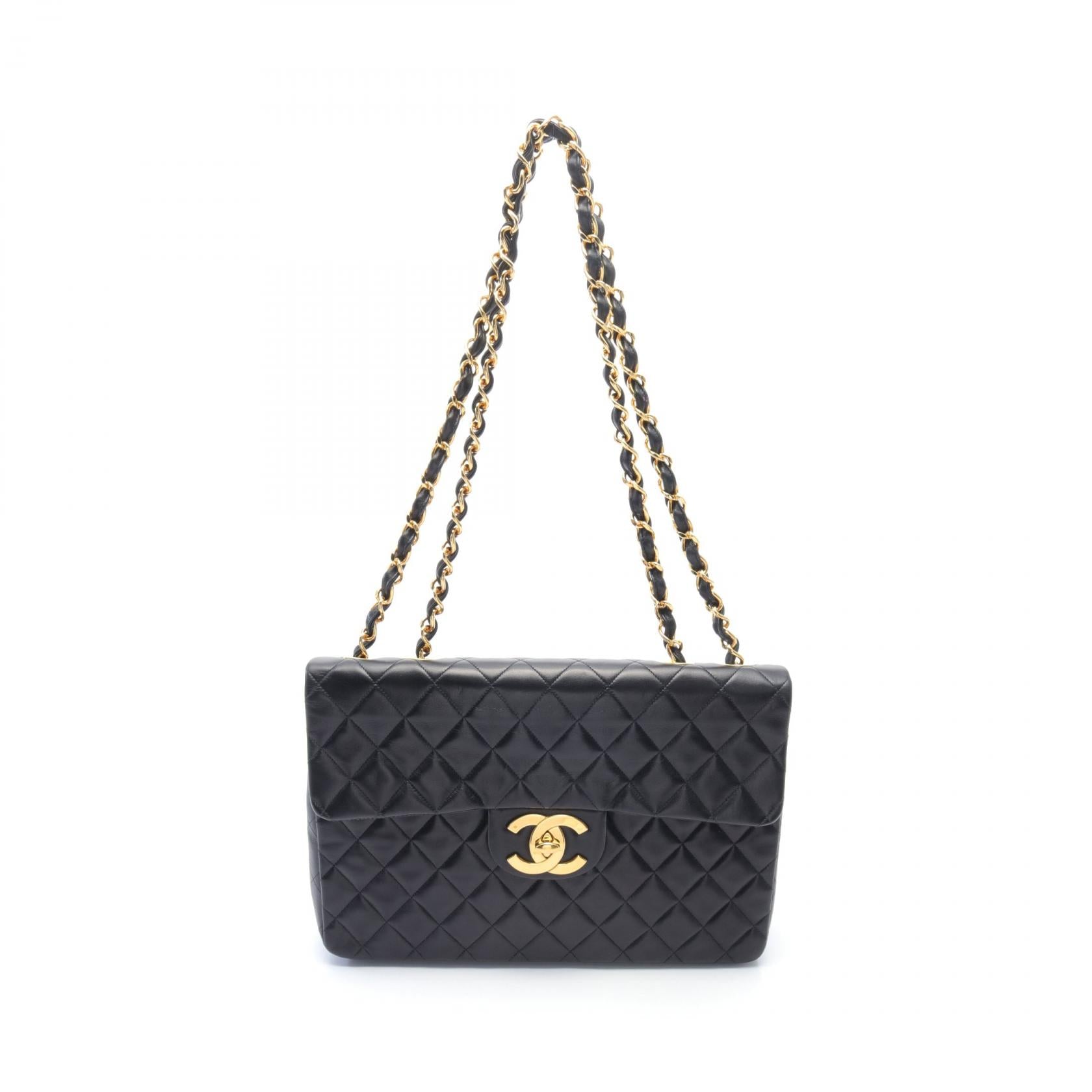 Chanel Maxi Classic Single Flap Bag Leather Shoulder Bag in Very Good Condition