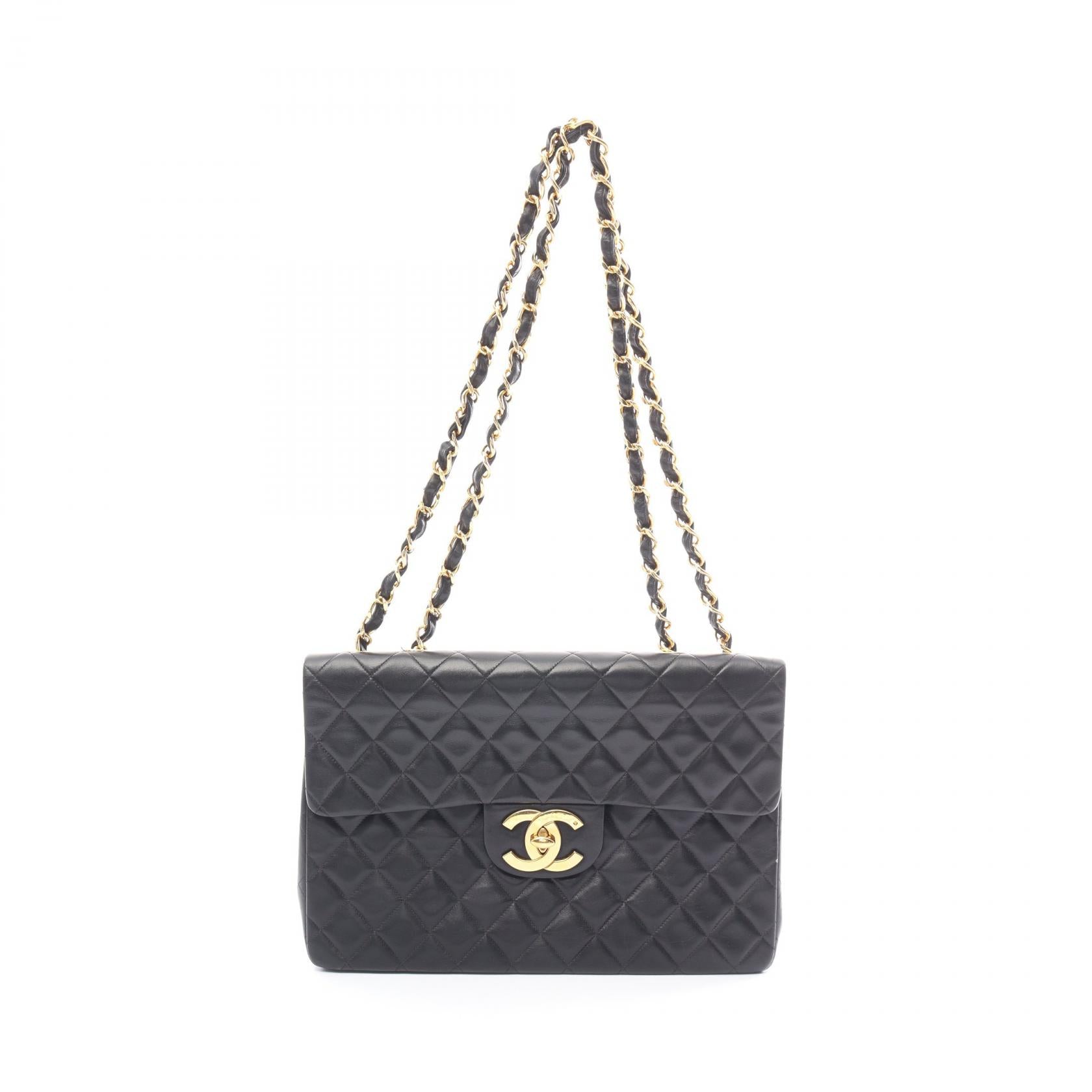 Chanel Jumbo Single Flap Bag Leather Shoulder Bag A01094 in Very Good Condition