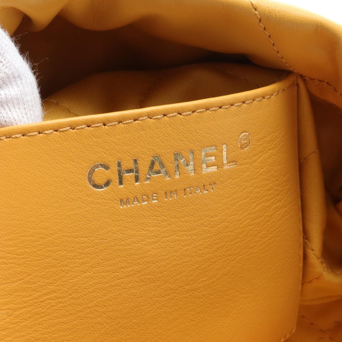 Chanel 22 Leather Shoulder Bag Yellow