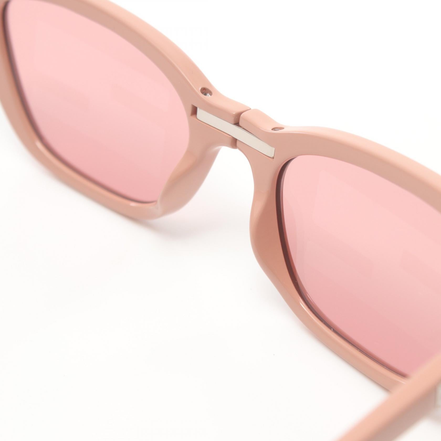 Fendi Baguette Cat Eye Sunglasses Pink