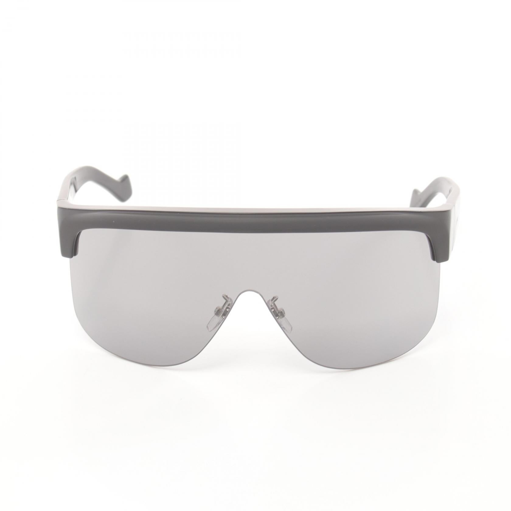 Loewe Plastic Sunglasses LW40034U