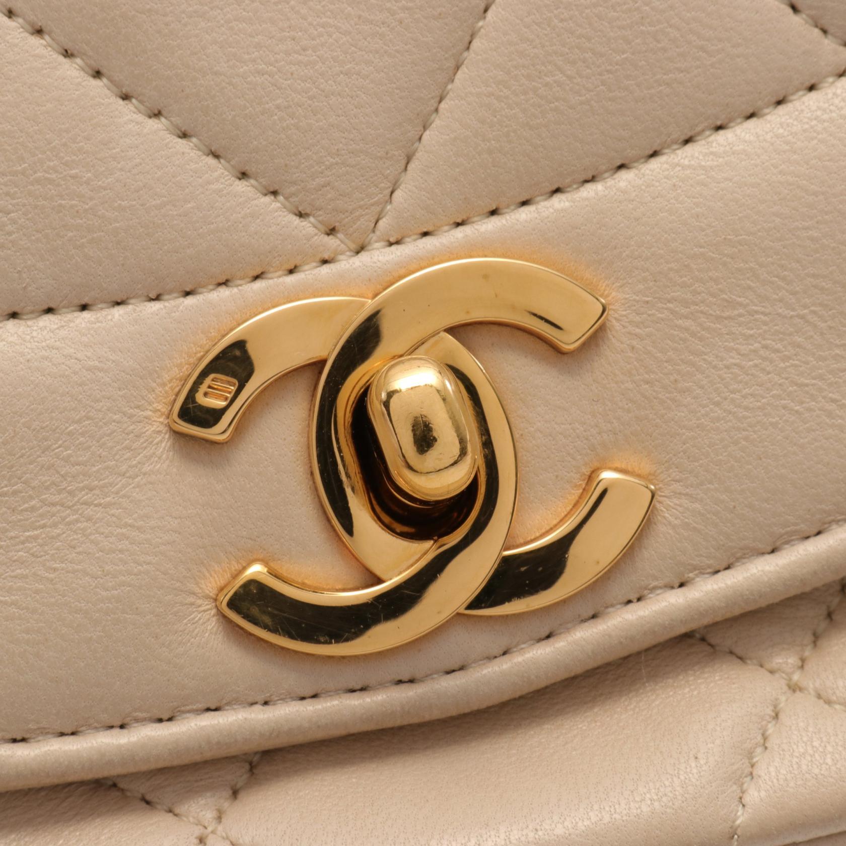 Chanel Diana Flap Leather Shoulder Bag A01165