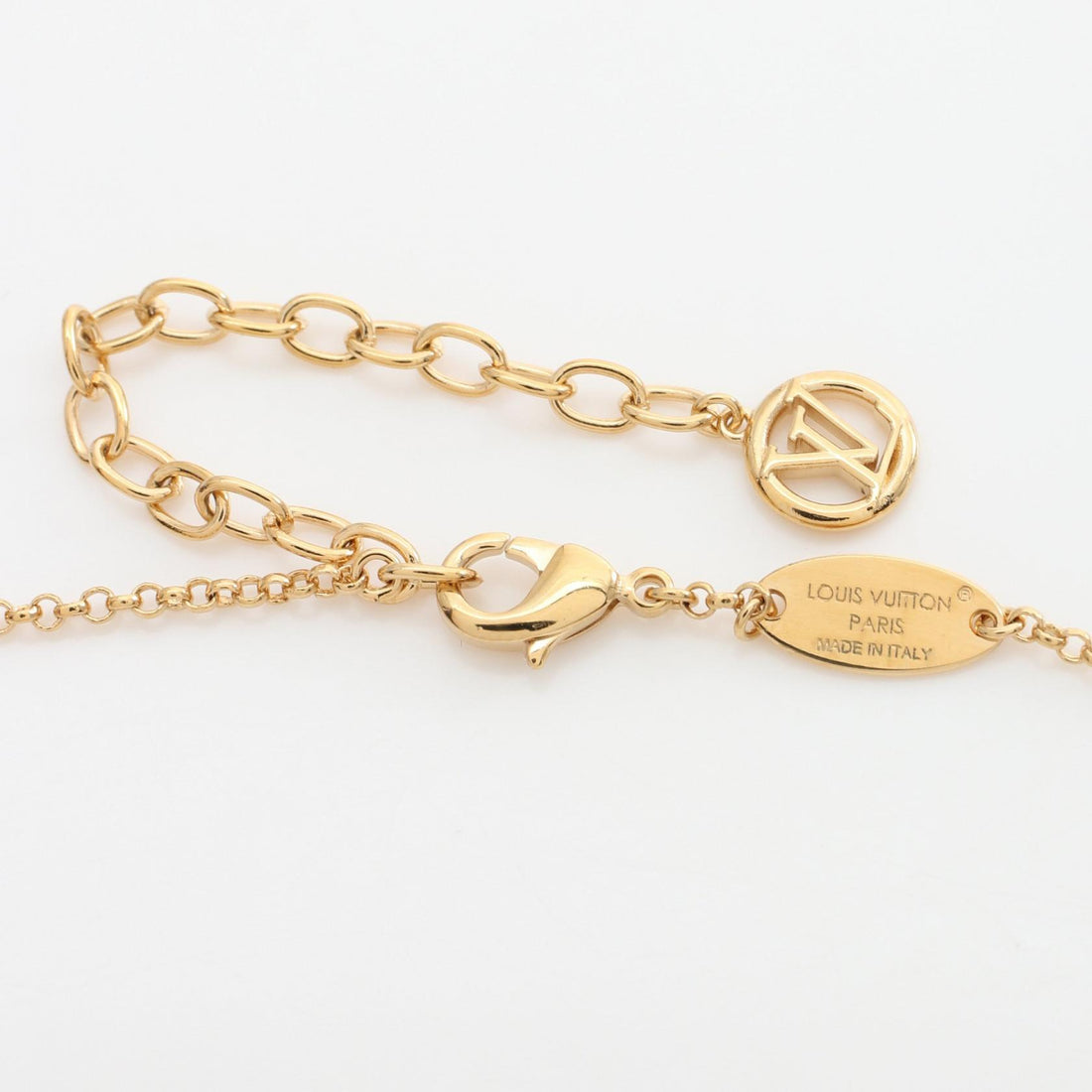 Louis Vuitton LV Heart Pendant Necklace Gold Plated