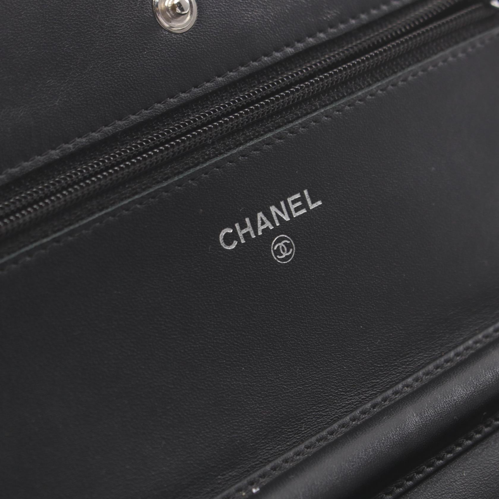 Chanel Caviar Skin Shoulder Bag Black