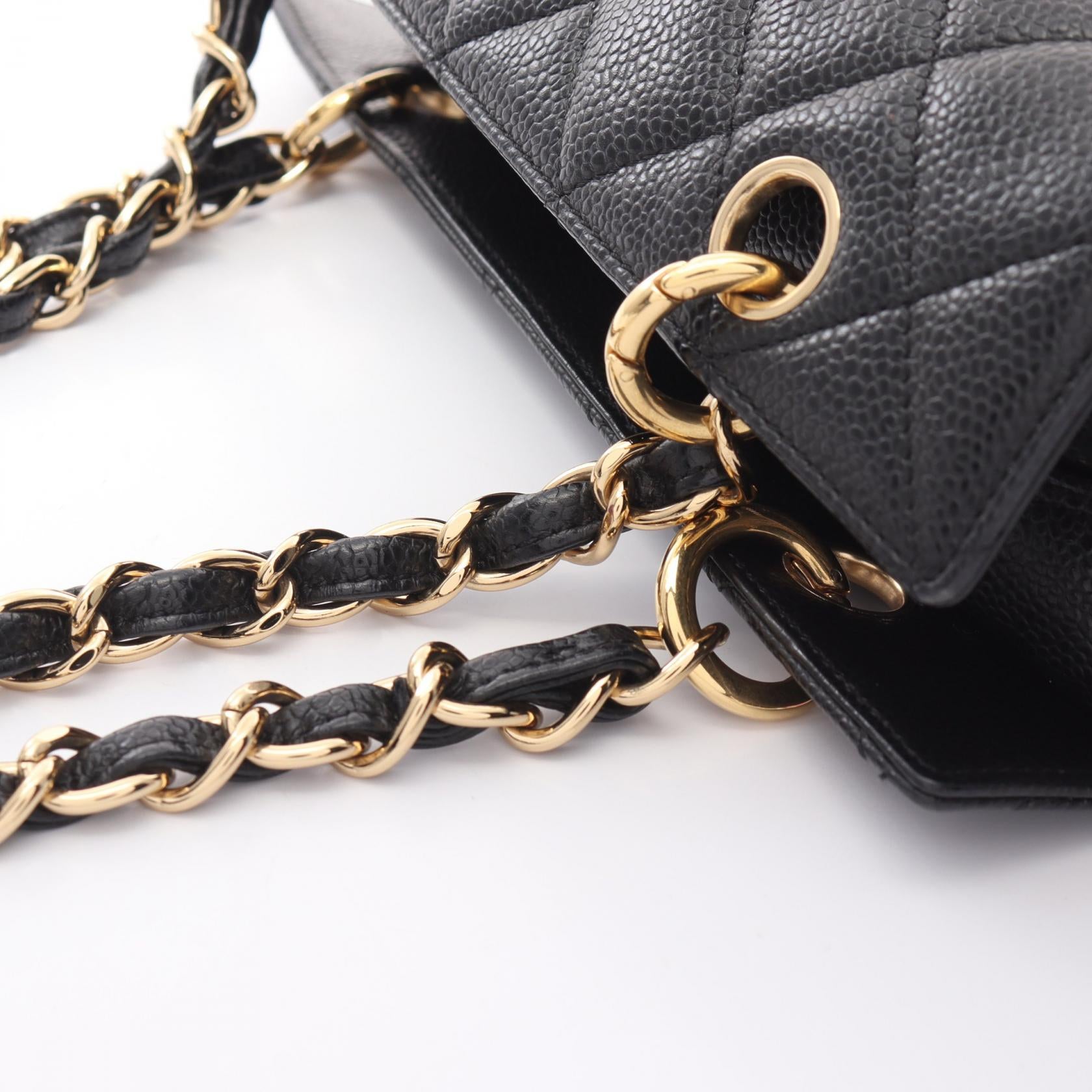 Chanel Caviar Skin Matelasse Shoulder Bag A18004