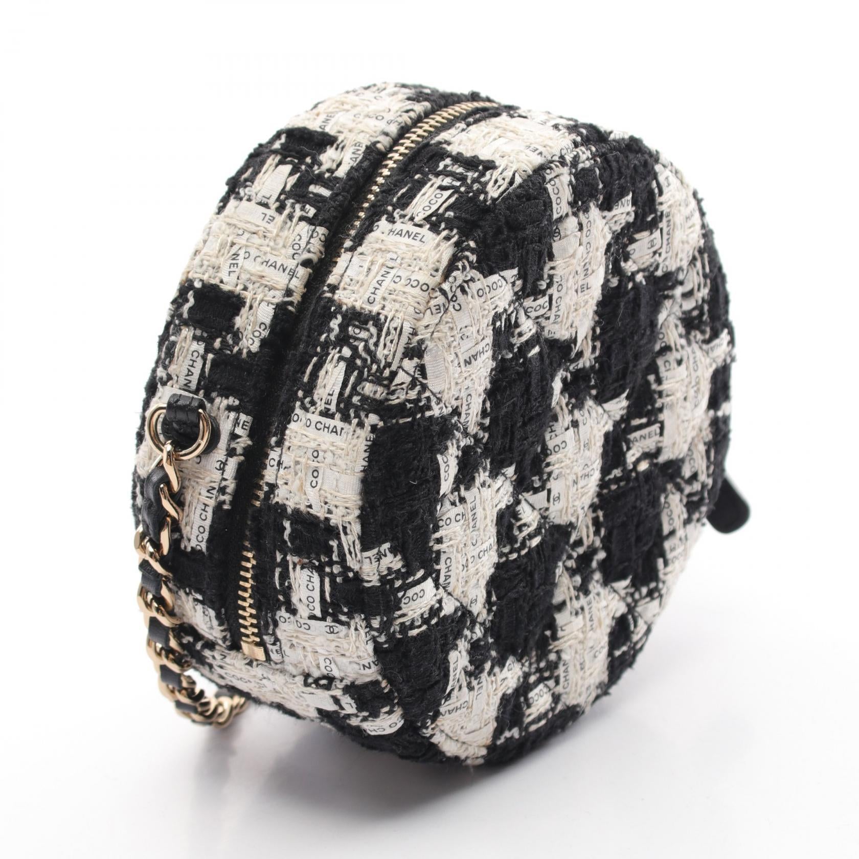 Chanel Matelasse Fabric Shoulder Bag AP0245