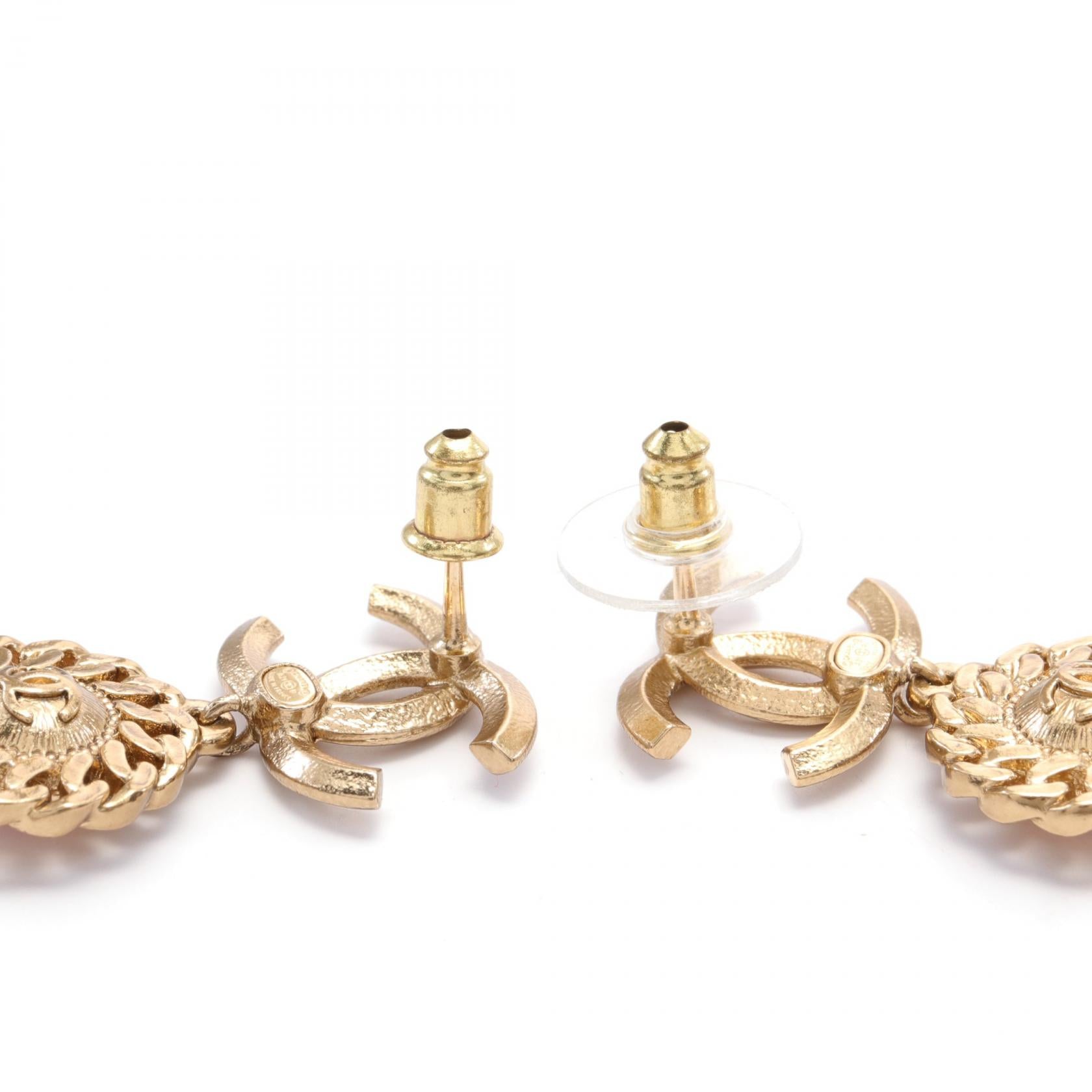 Chanel CC Flower Drop Earrings  Metal Earrings in Great Condition