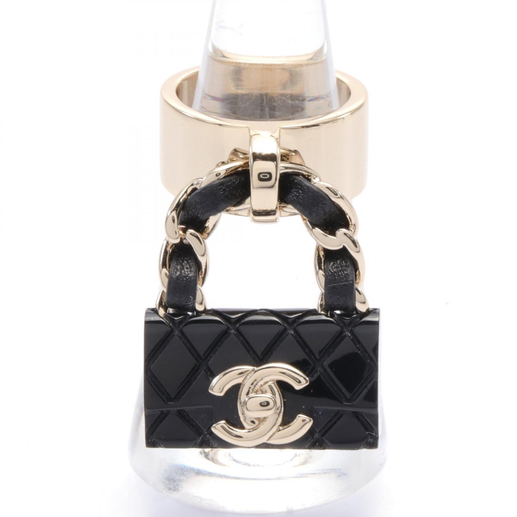 Chanel CC Matelasse Bag Ring  Metal Ring in Great Condition