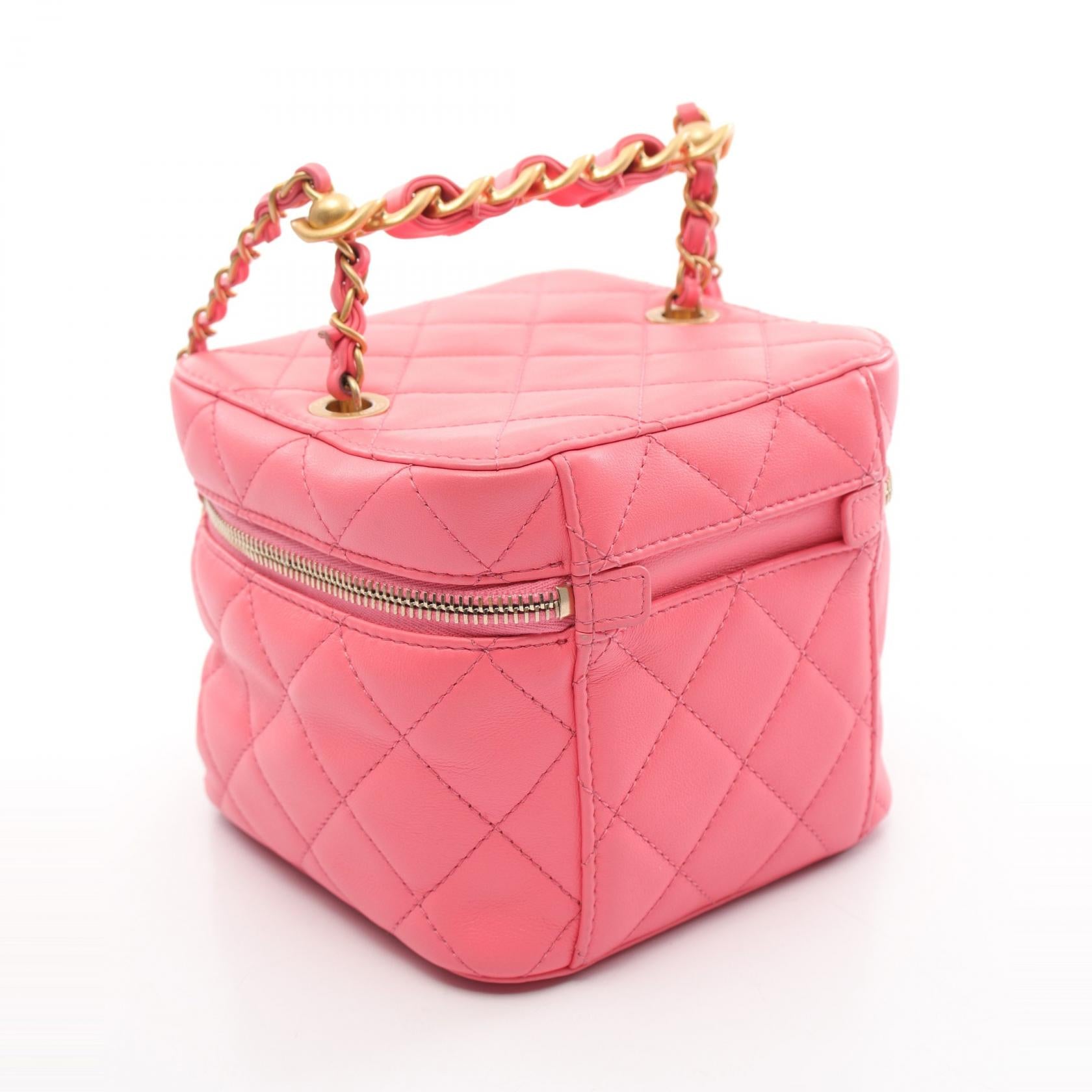 Chanel Matelasse Lambskin Shoulder Bag Pink