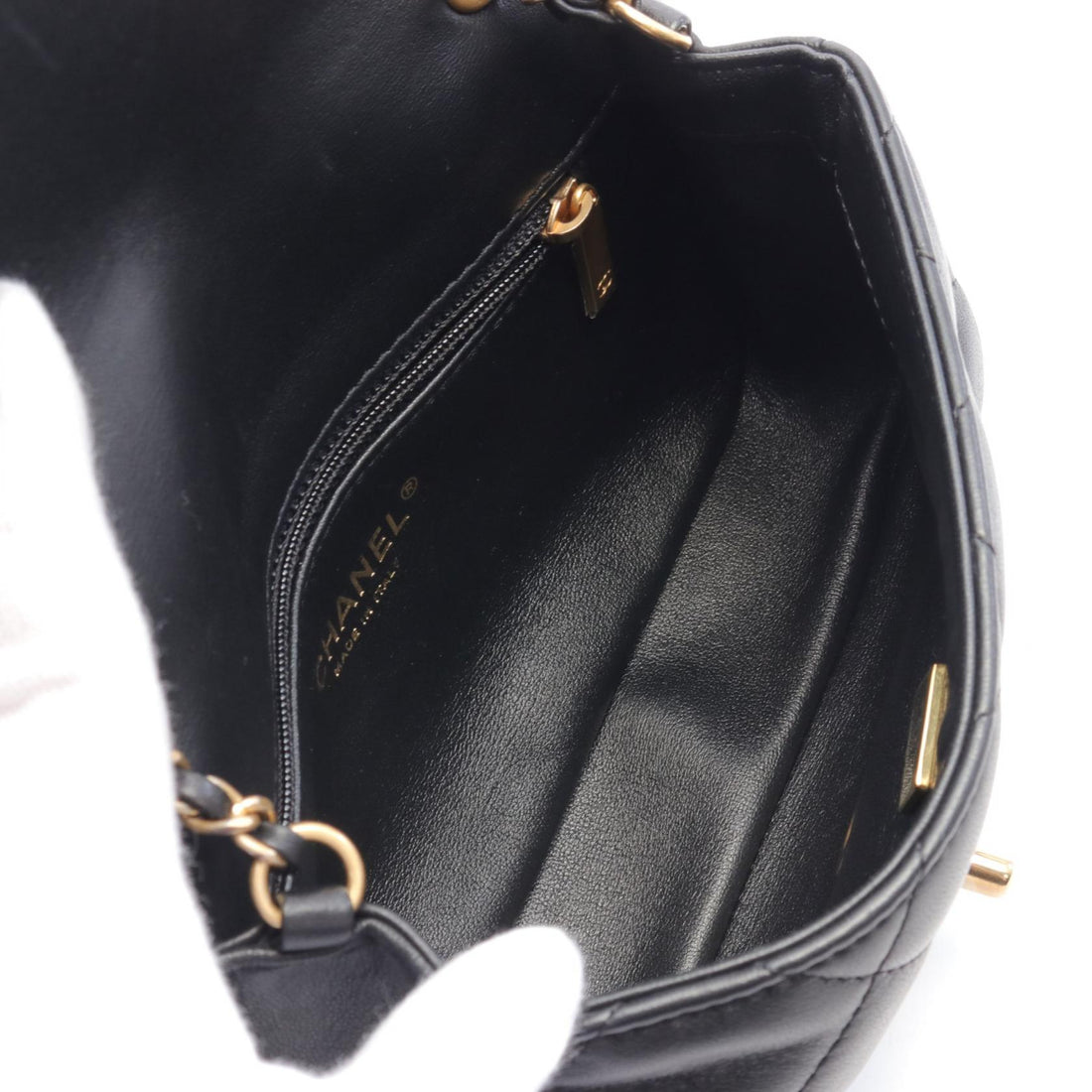 Chanel Matelasse Lambskin Shoulder Bag Black