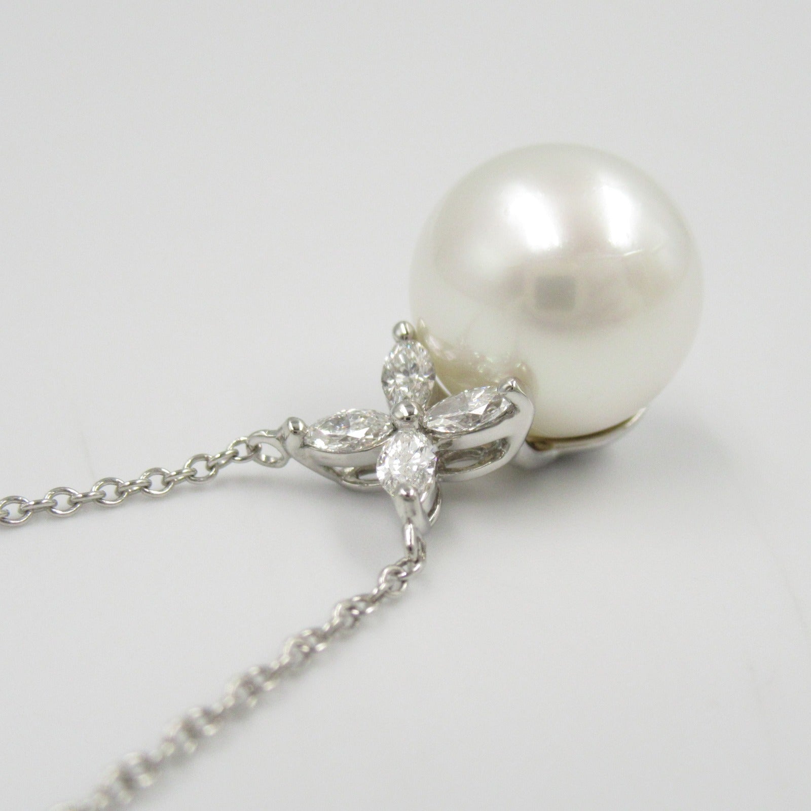 Tiffany & Co Victoria Pearl Necklace Platinum Diamond