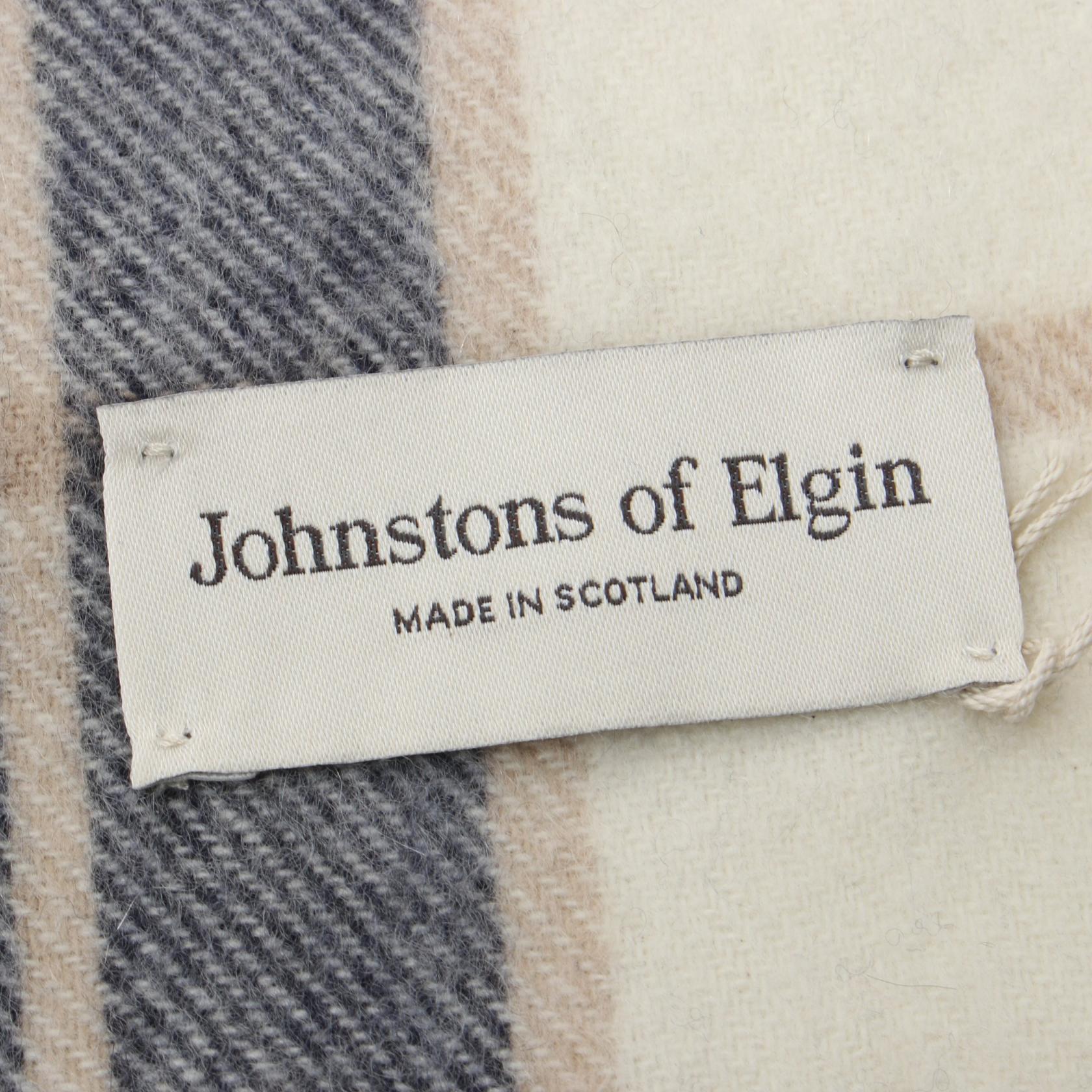 Johnstons Cashmere Scarf WA56RU5380