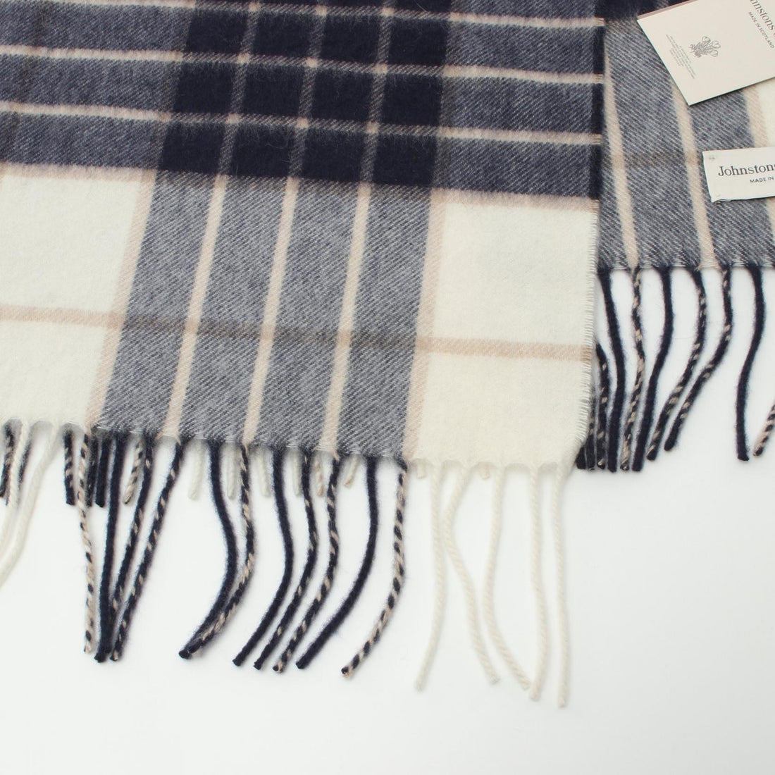 Johnstons Cashmere Scarf WA56RU5380