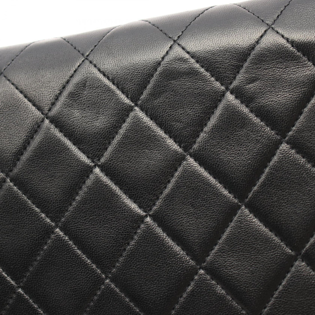 Chanel Matelasse Lambskin Shoulder Bag Black